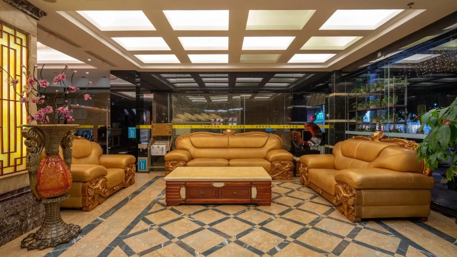 Suoxing Hotel Yijing Yangchun Donghu West Road