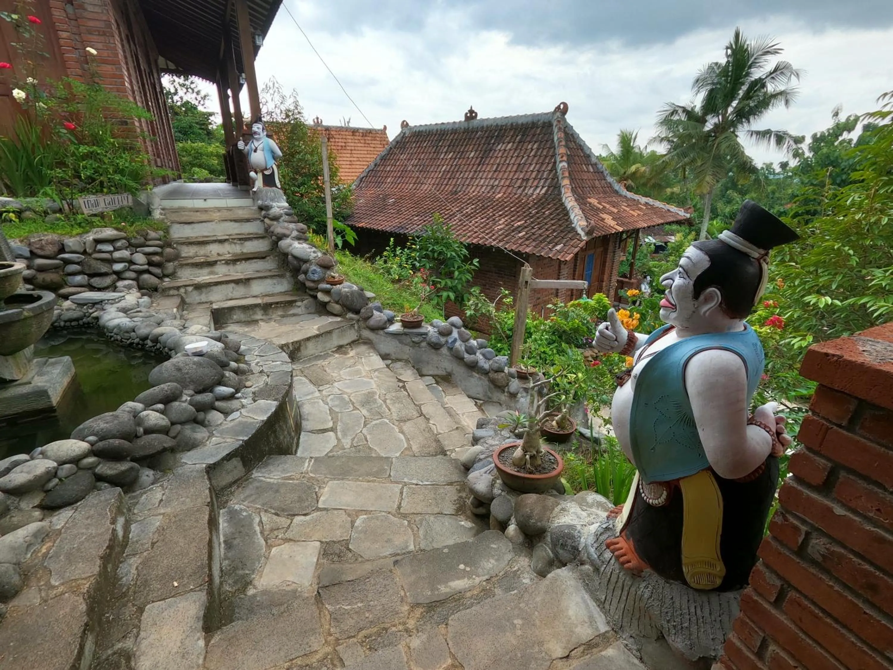 Property building in Wisma Pancoeran