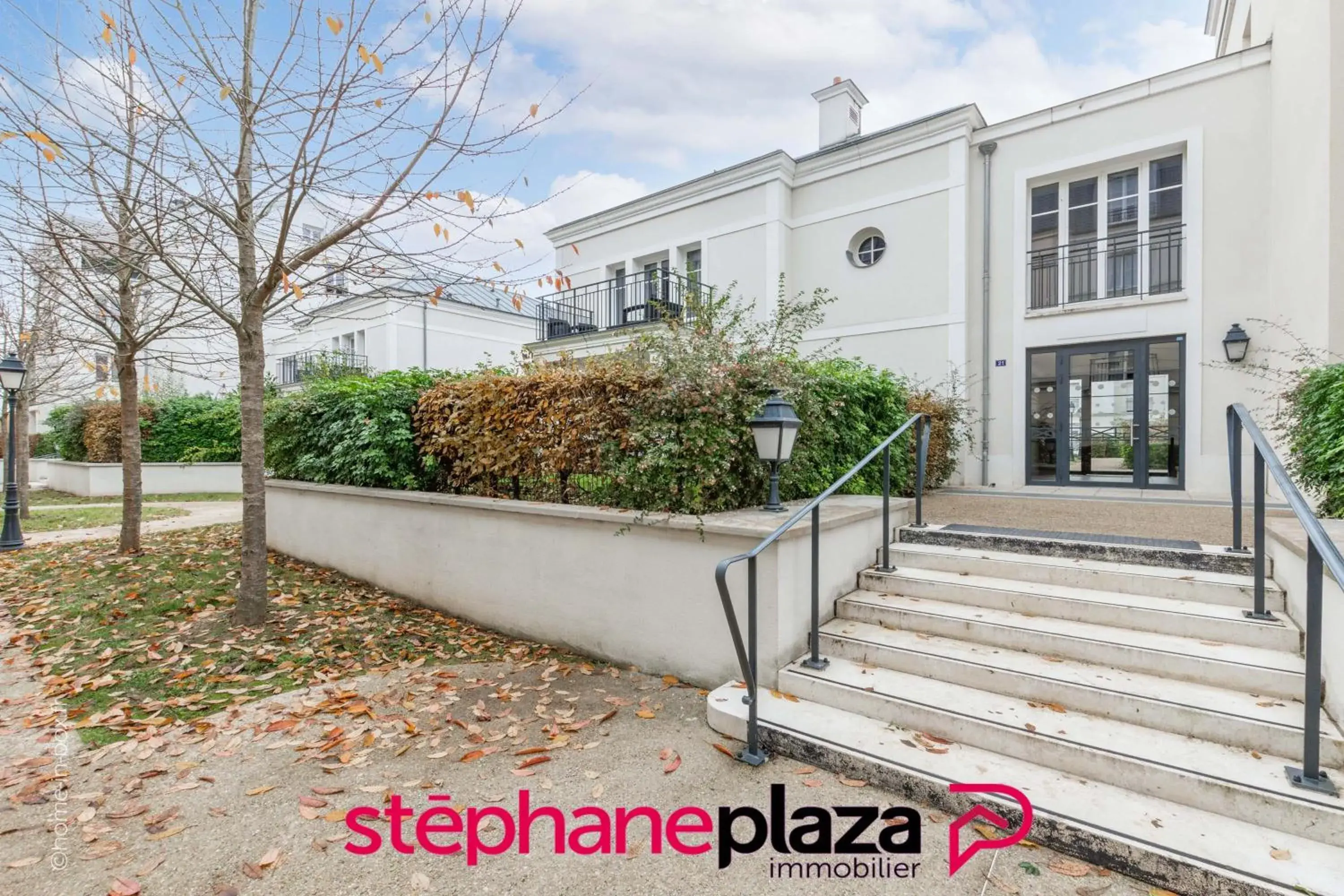 Plaza Scandinaves 05 Plaza Scandinaves 05