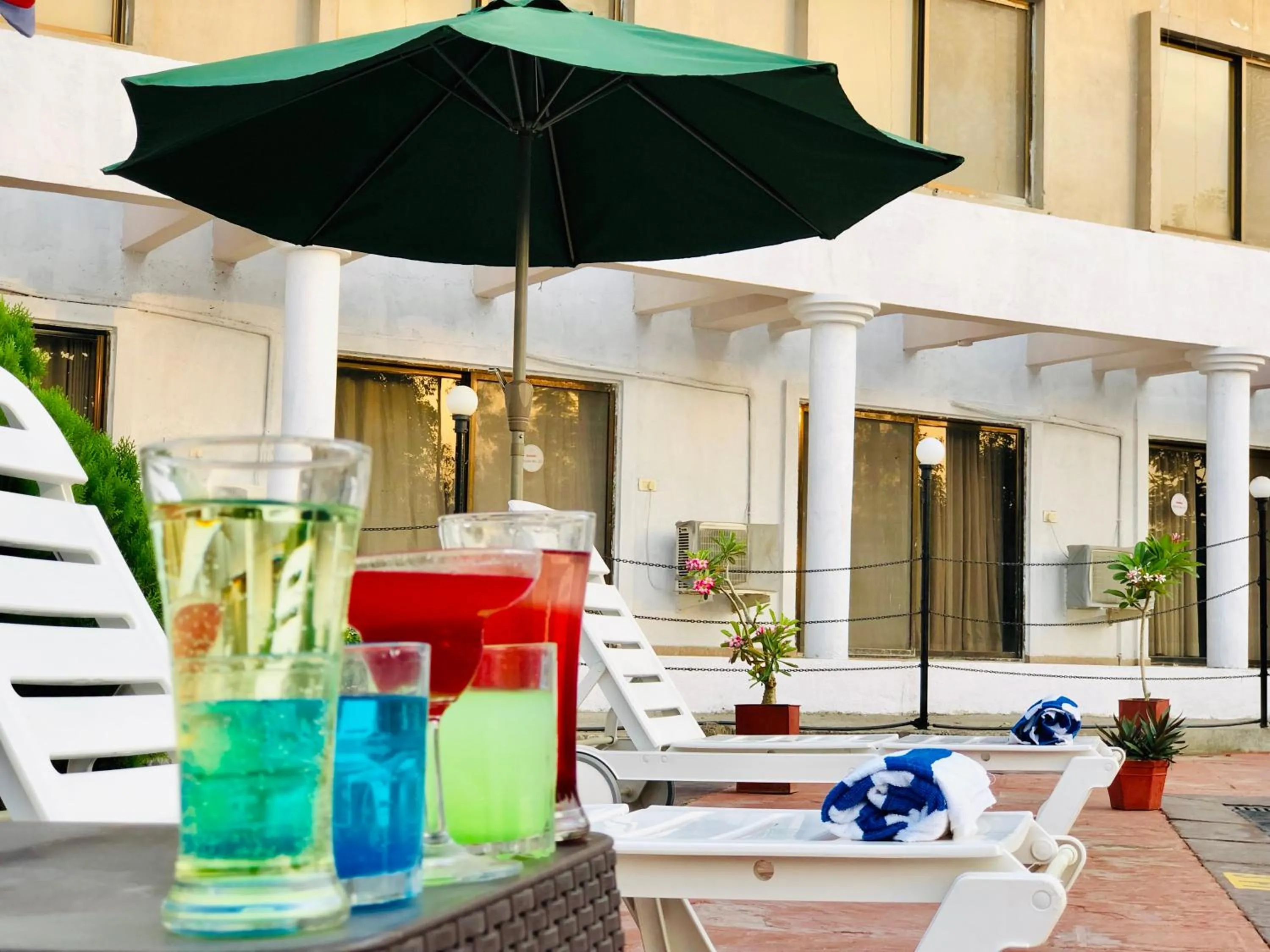 Swimming pool in VITS Kamats Resort, Silvassa