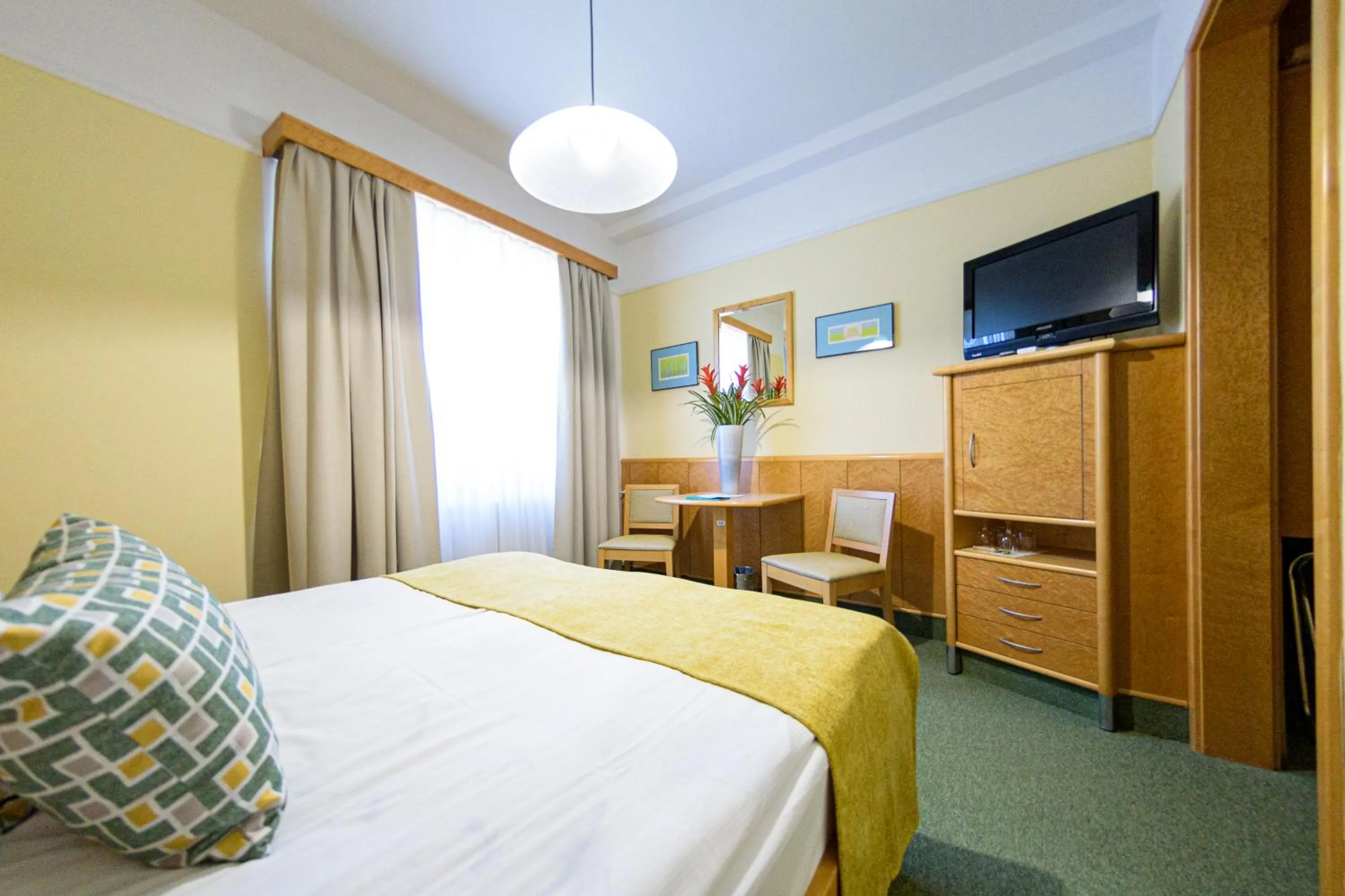 Photo of the whole room, Bed in Hotel Toplice - Terme Krka