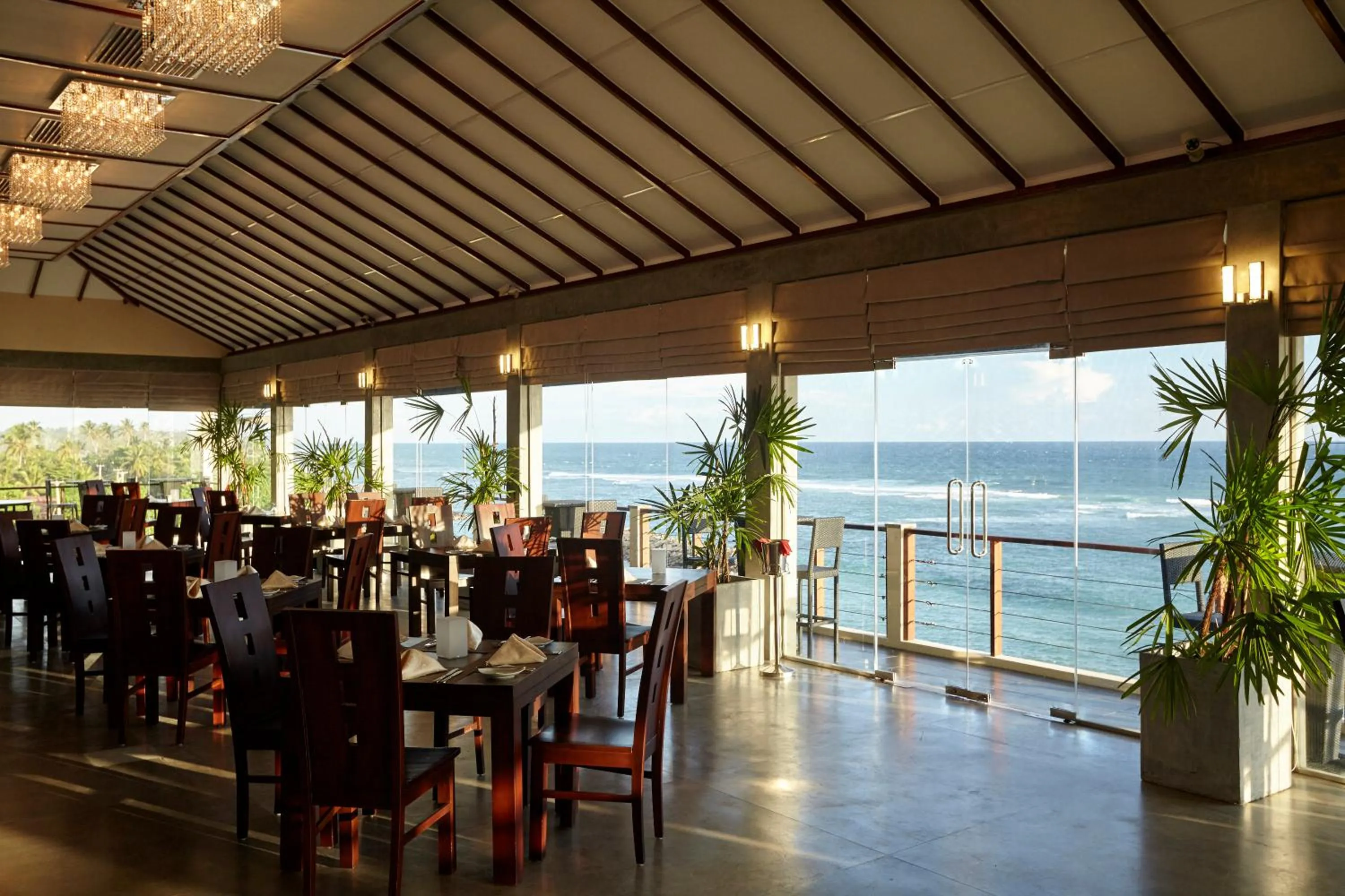 Restaurant/places to eat in Garton's Cape