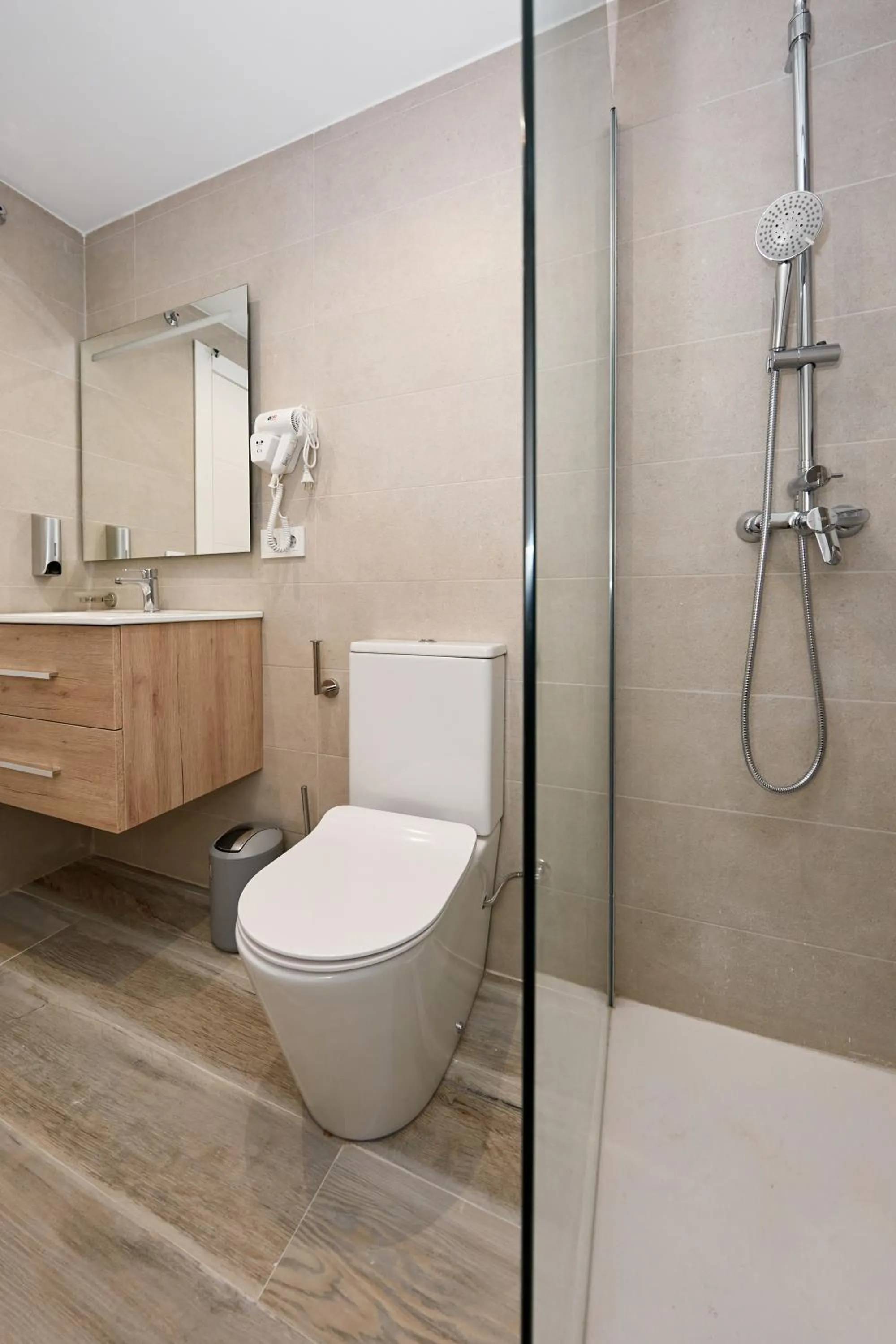 Shower in Wayteko Boutique Hotel