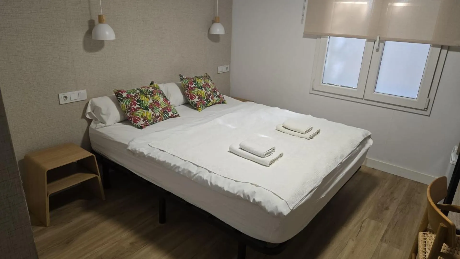 Bed in Enmathi Alicante Benalua