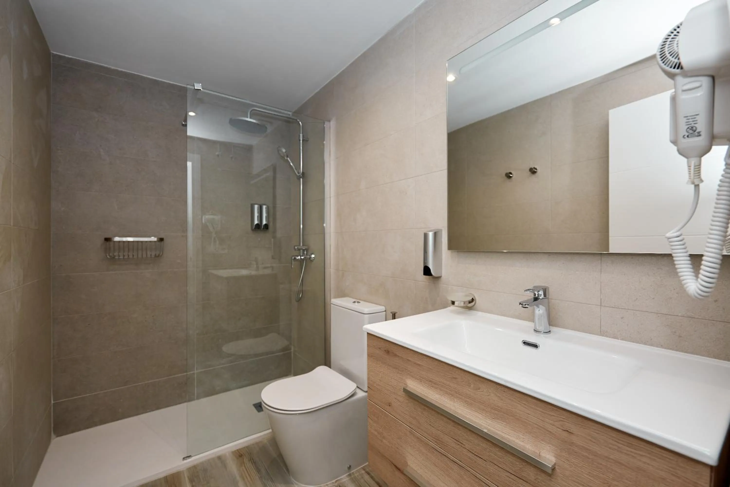 Shower in Wayteko Boutique Hotel