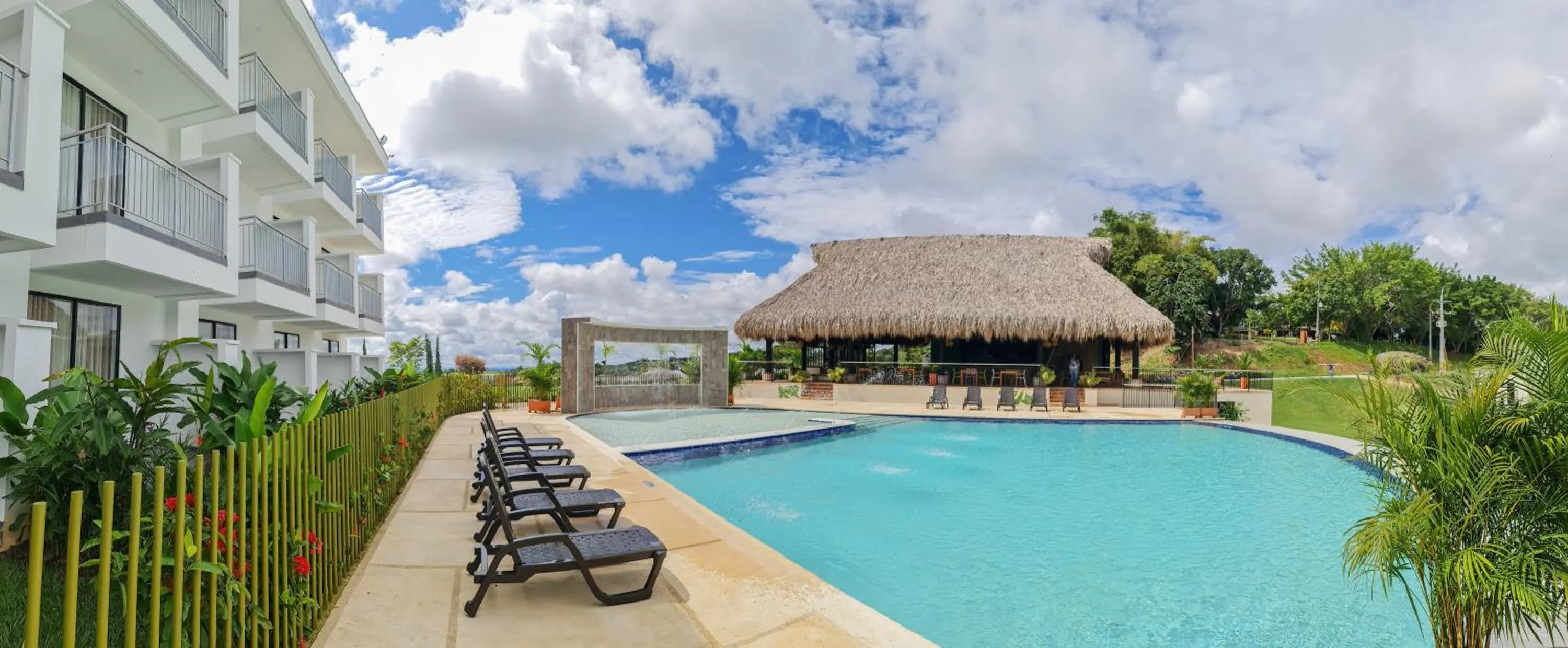 Swimming pool in Hotel Arbóreo Doradal