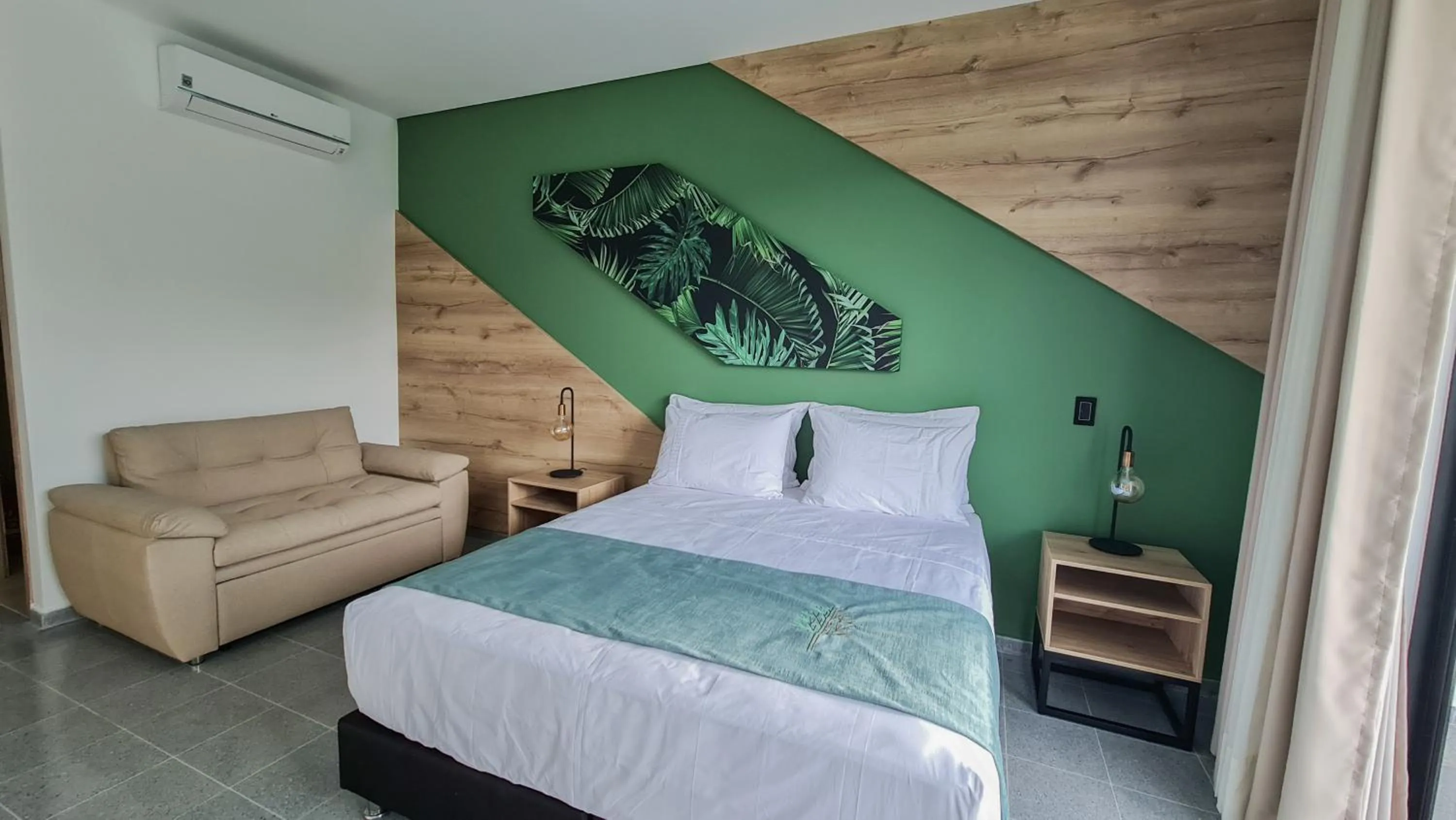 Photo of the whole room, Bed in Hotel Arbóreo Doradal