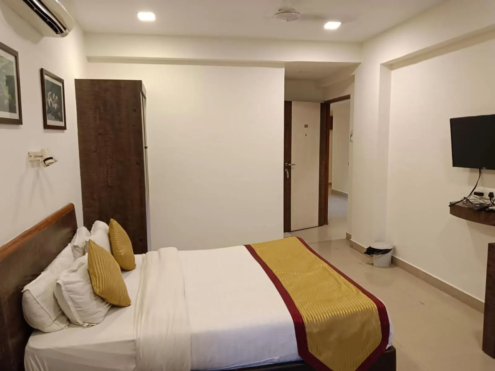 Bed in Boshan Hotels