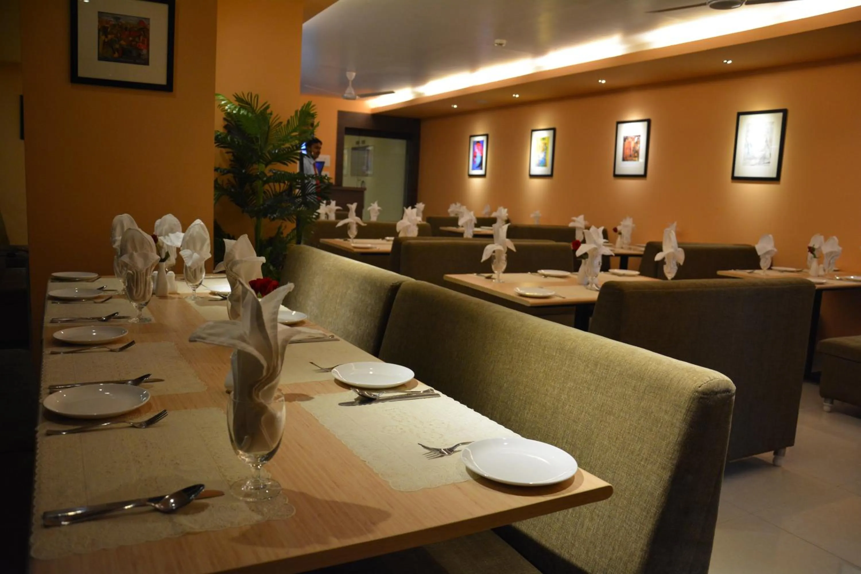 Restaurant/places to eat in Boshan Hotels