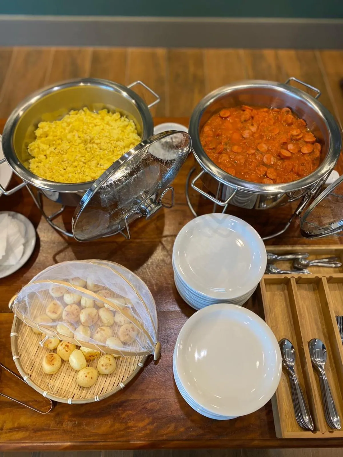 Breakfast in KEEP SUÍTES HOTEL