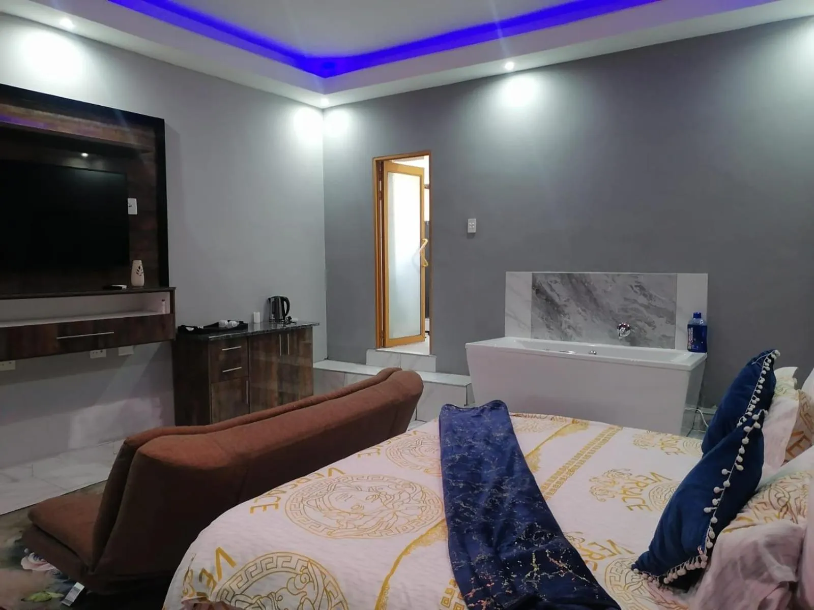 Bed in National Lodge