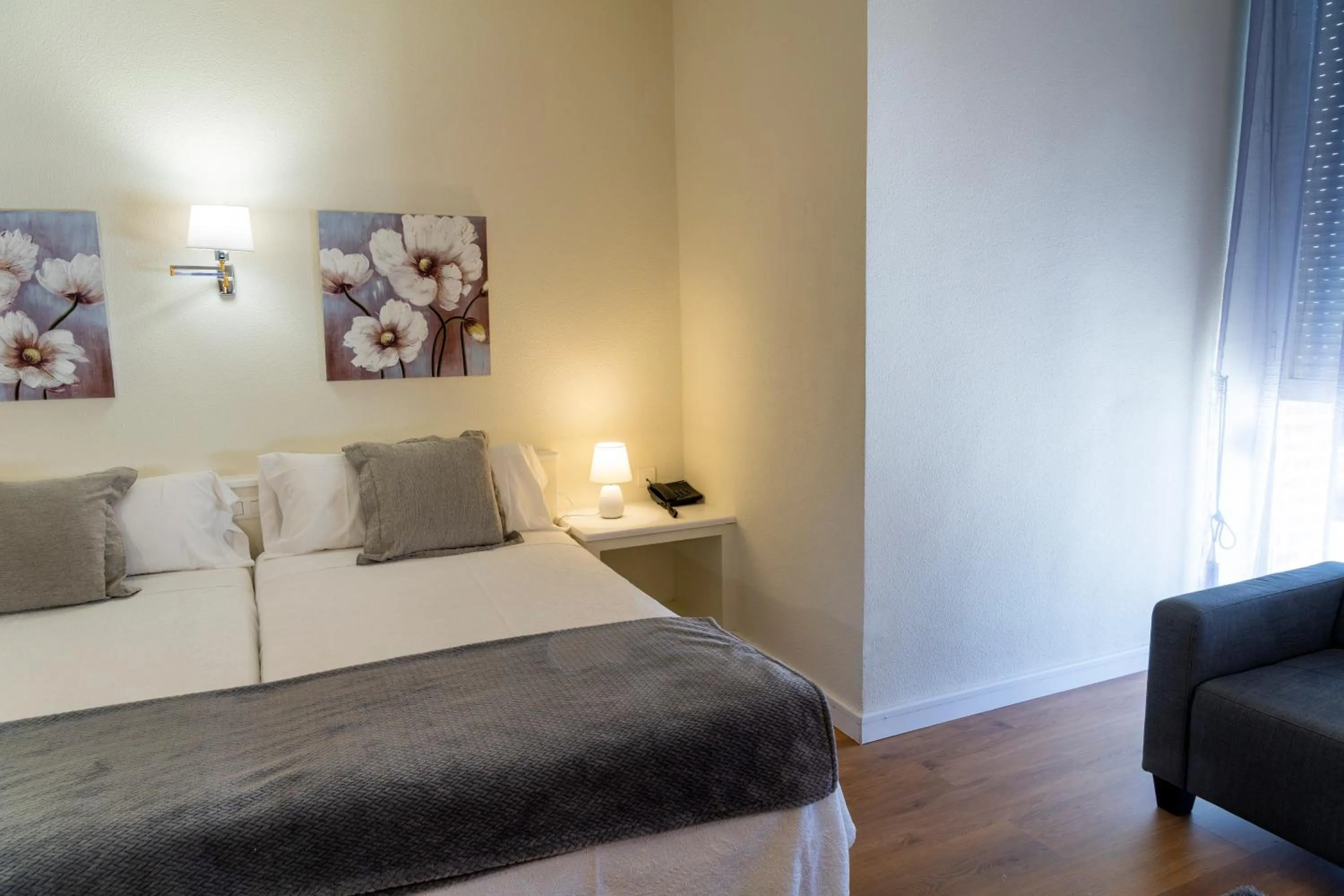 Bed in Hotel La Mota by Punta25 Hotels Group