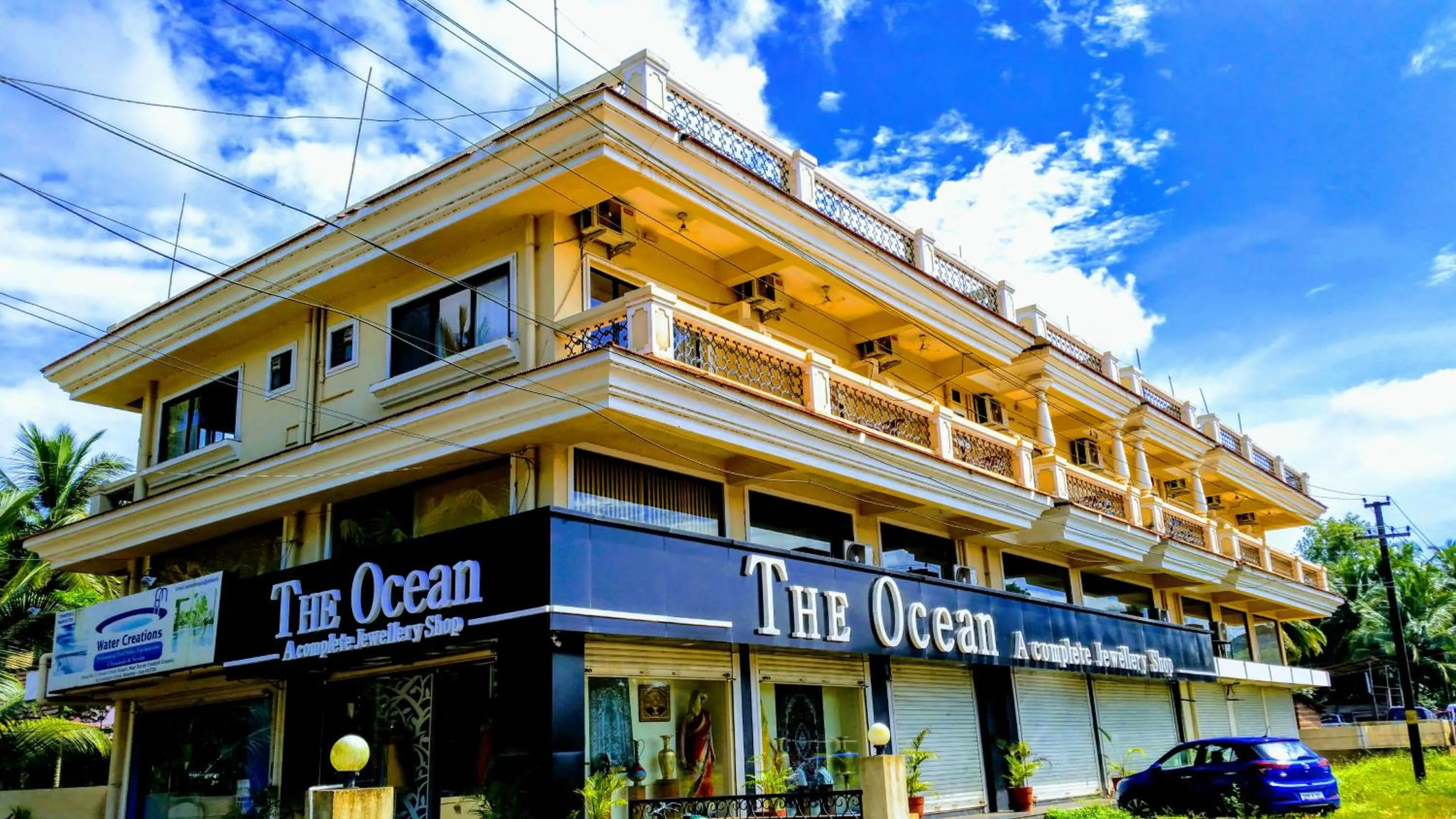 Facade/entrance in Ocean Crest Hotel