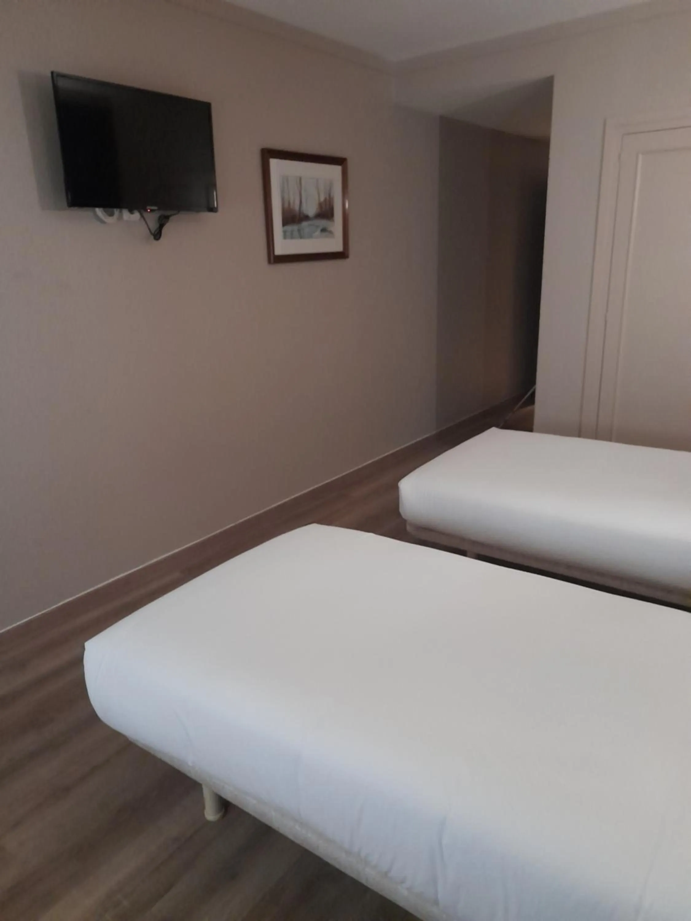 Bedroom, Bed in HMC K-ena