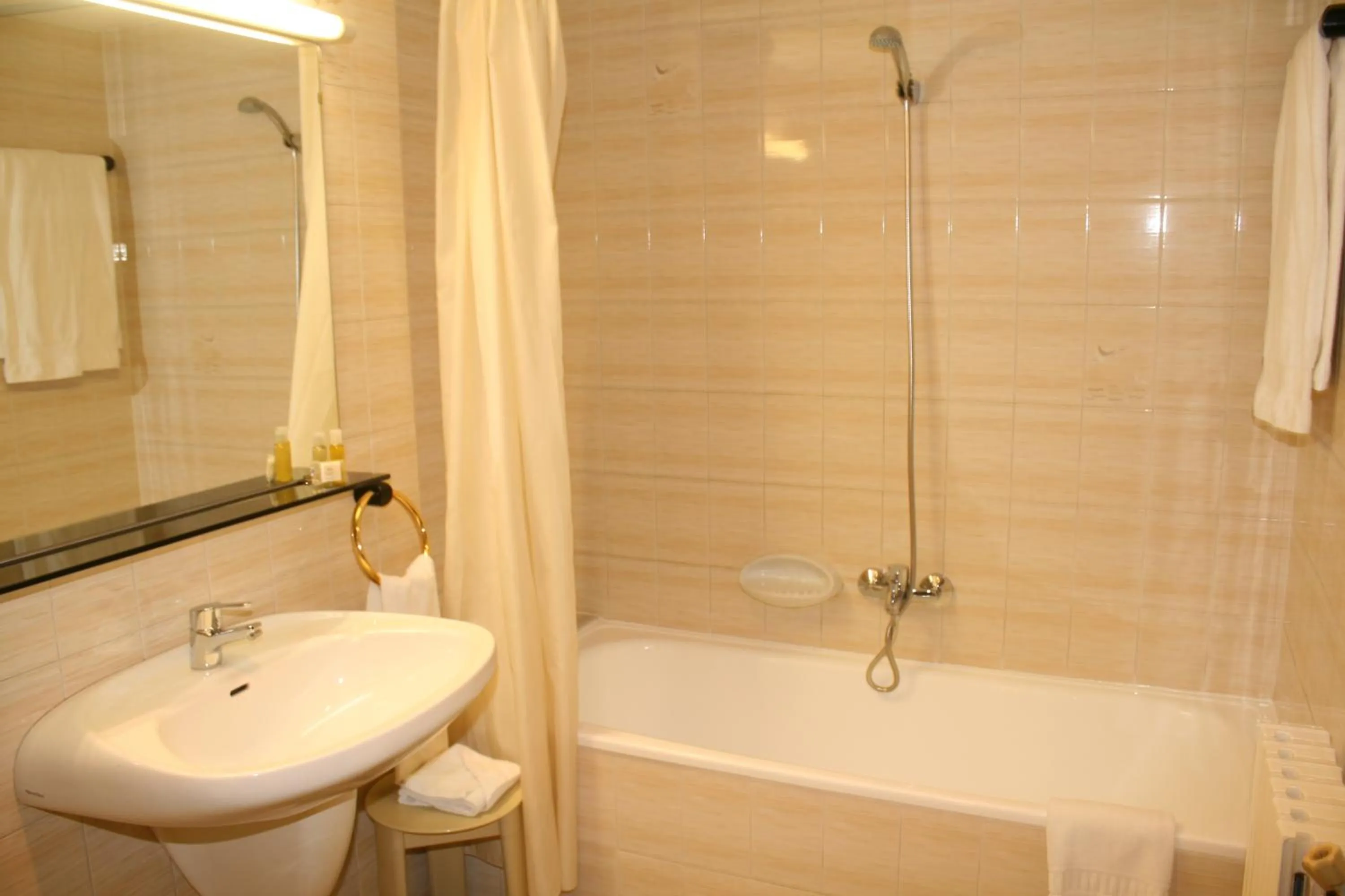 Bathroom in HMC K-ena