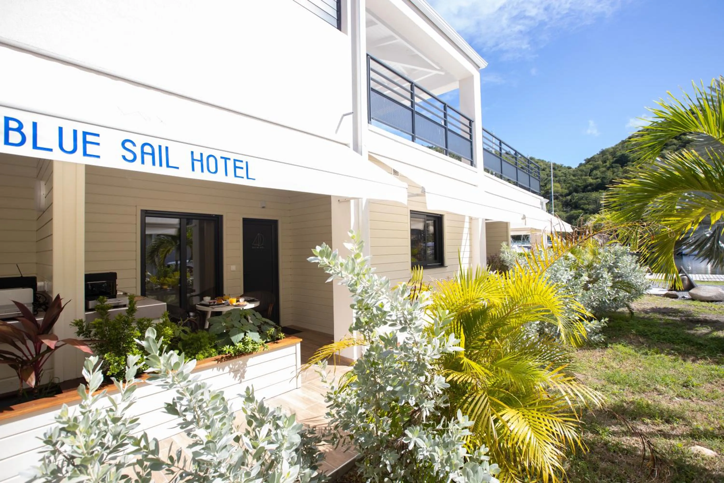 Facade/entrance in Blue Sail Hotel