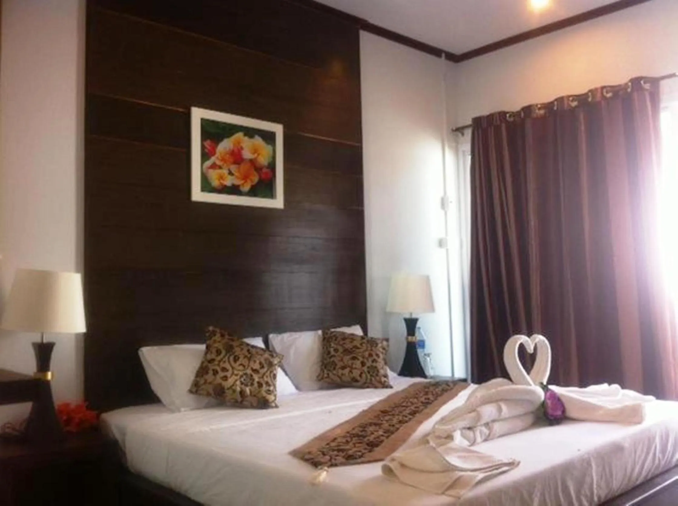 Bed in KK Lipe Resort