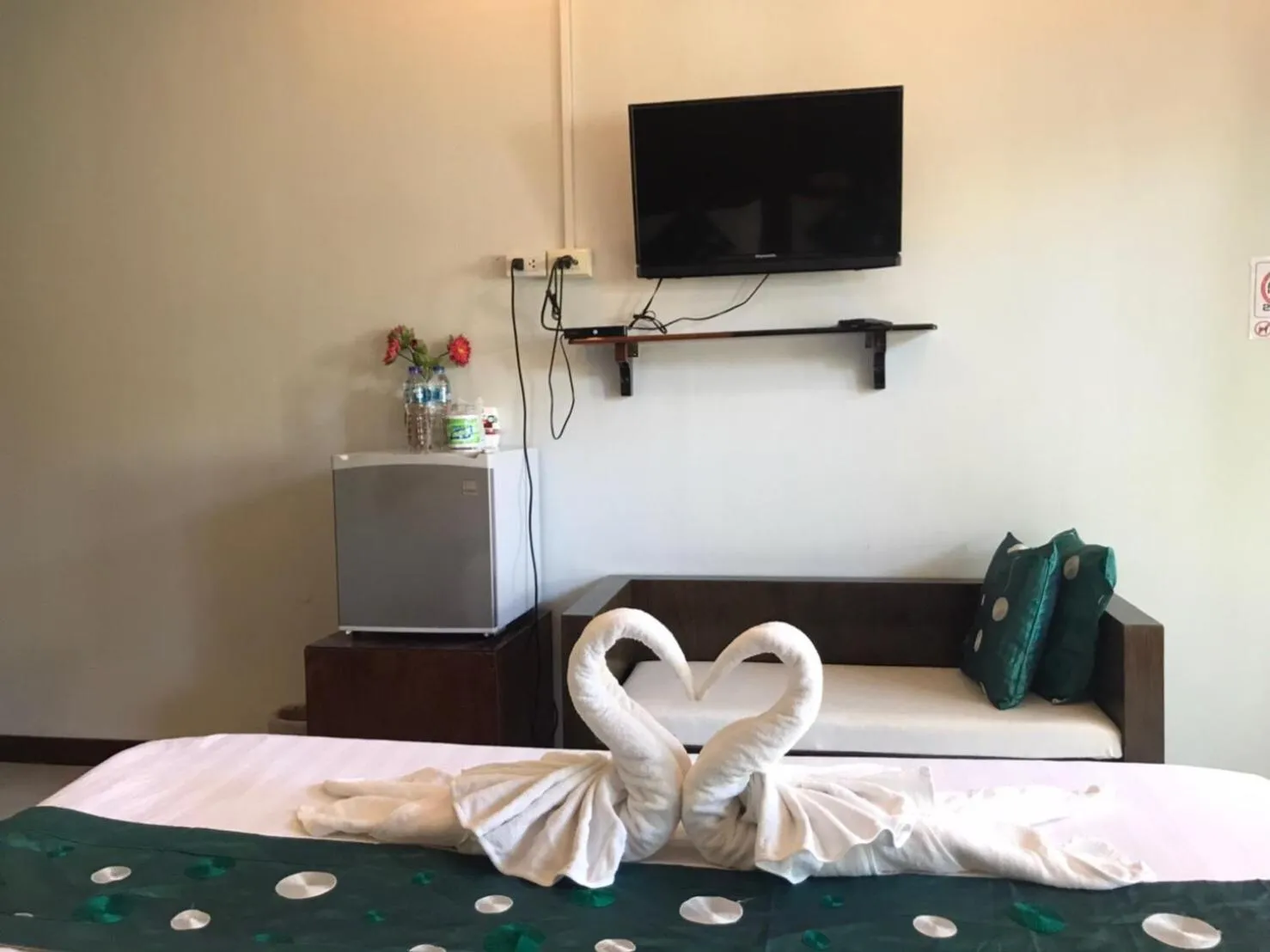 Bed in KK Lipe Resort