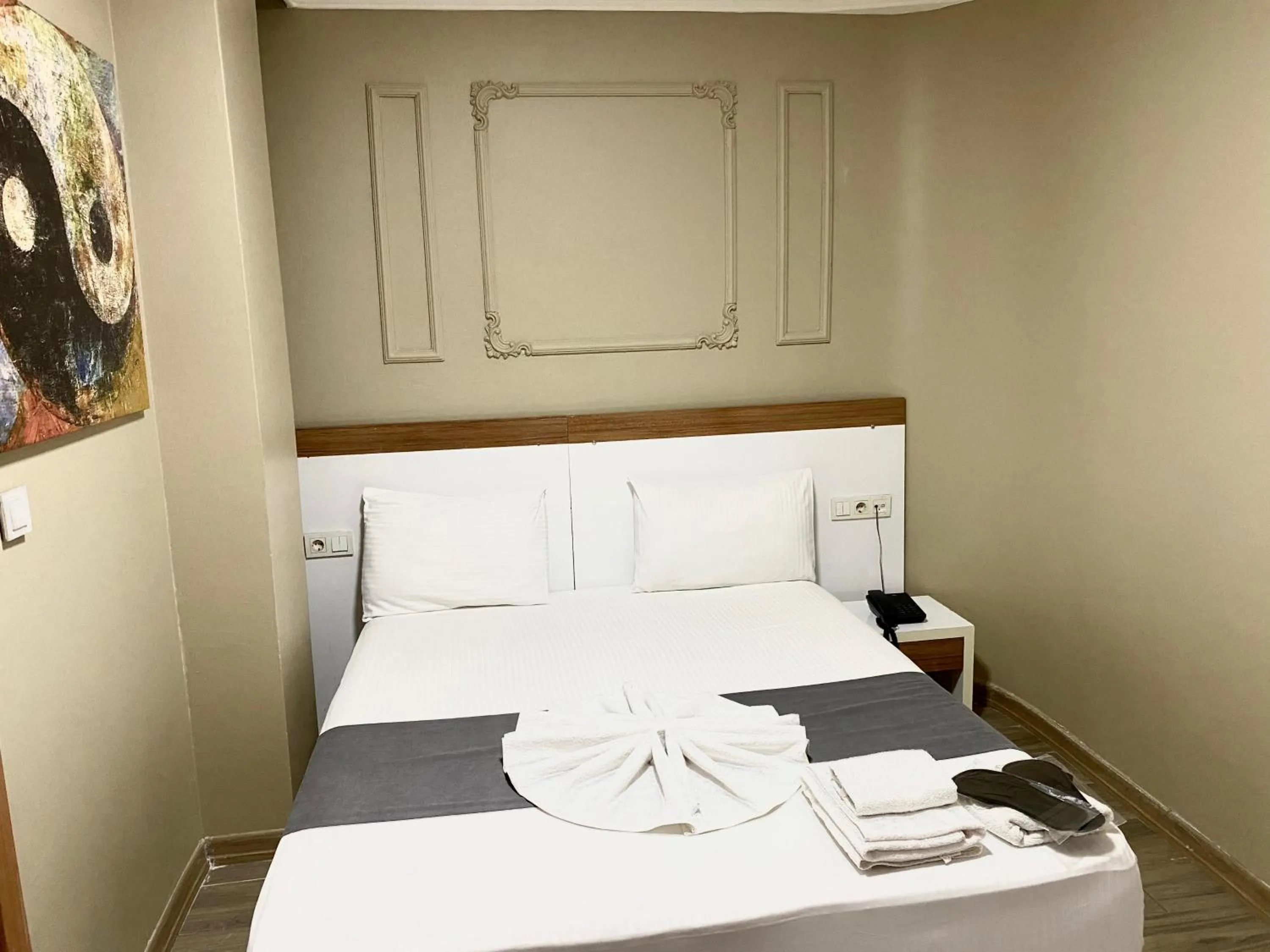 Photo of the whole room, Bed in Airport Best Hotel