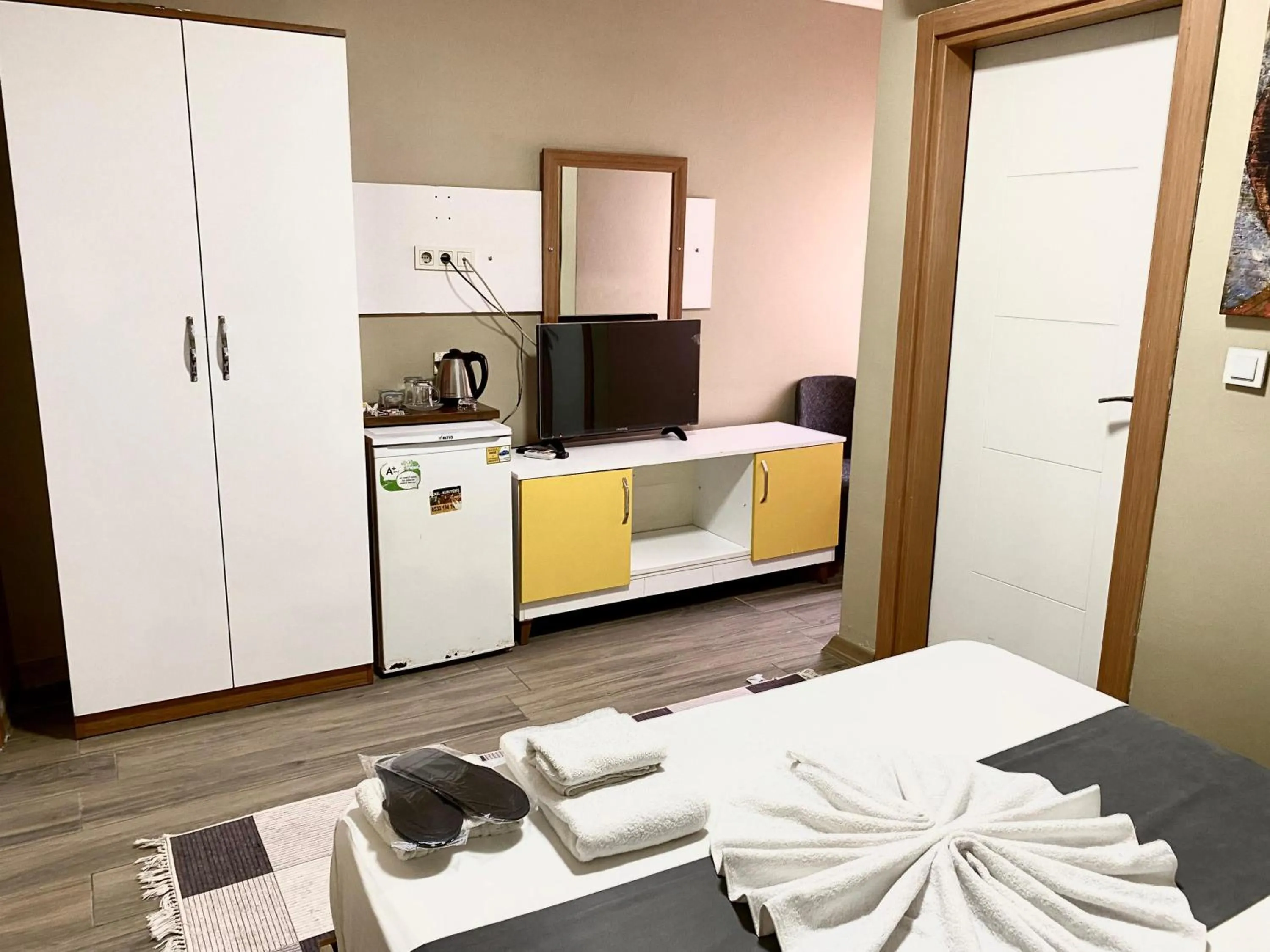 Photo of the whole room, Bed in Airport Best Hotel