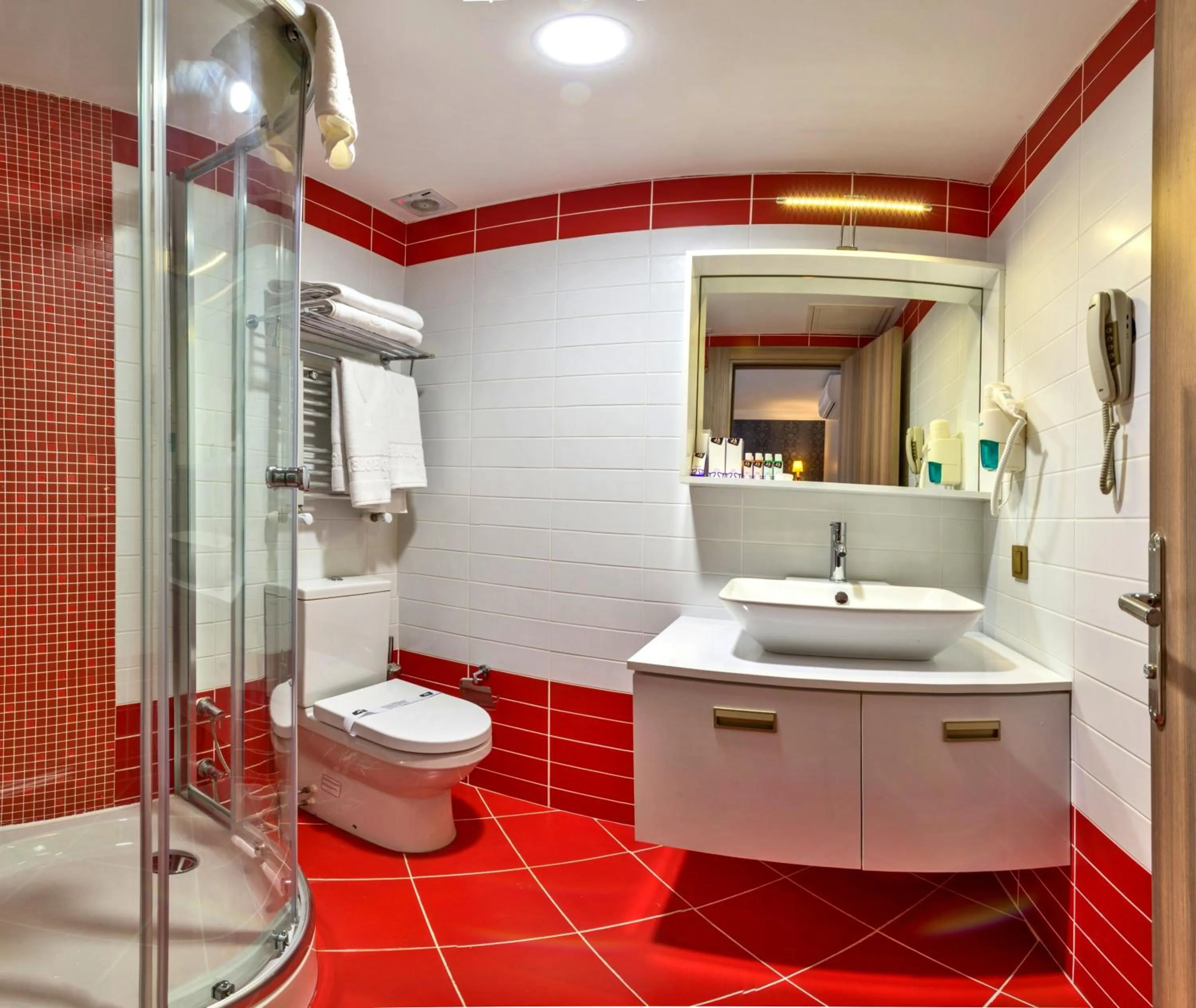 Bathroom in Dab Hotel