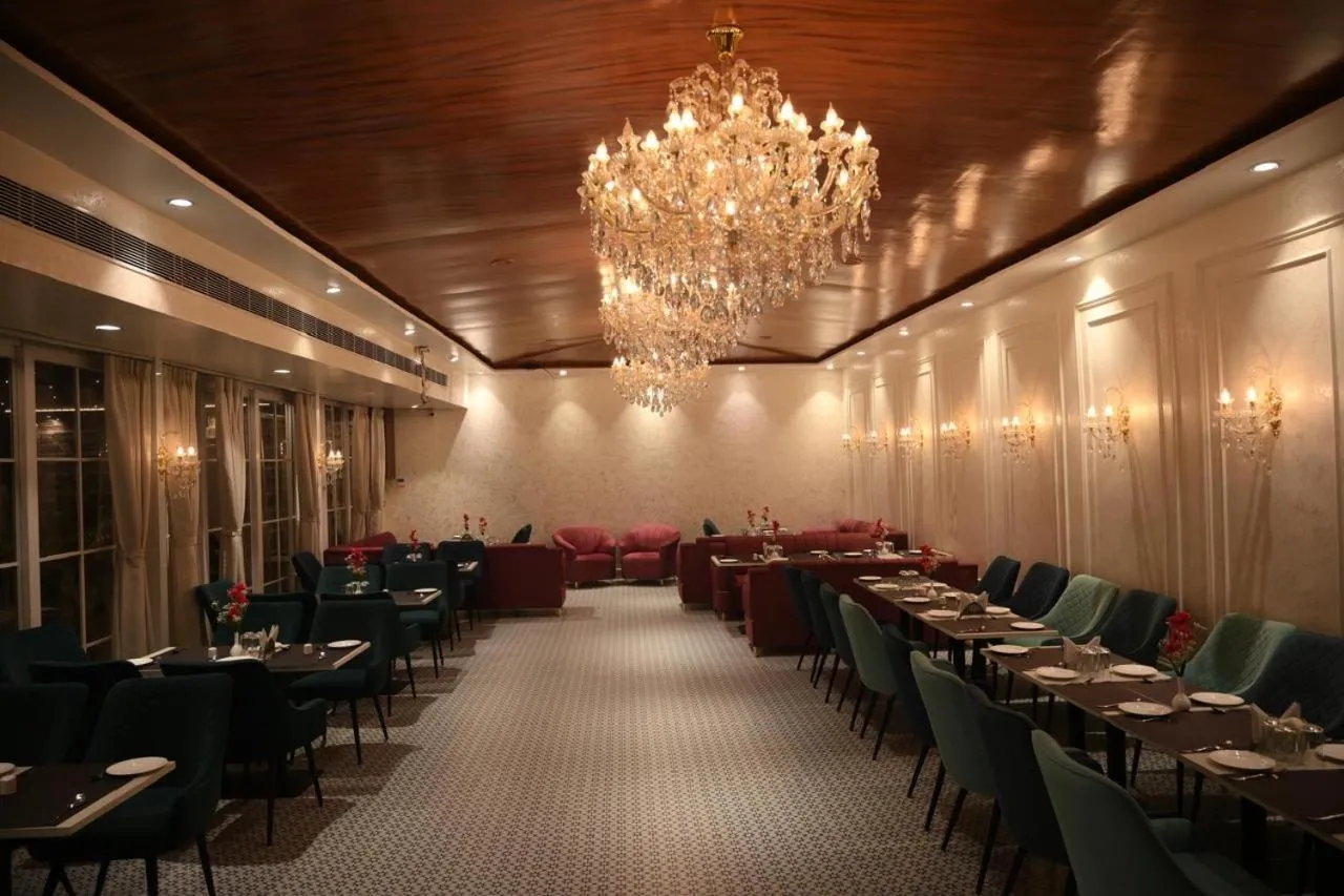 Hotel JK palace