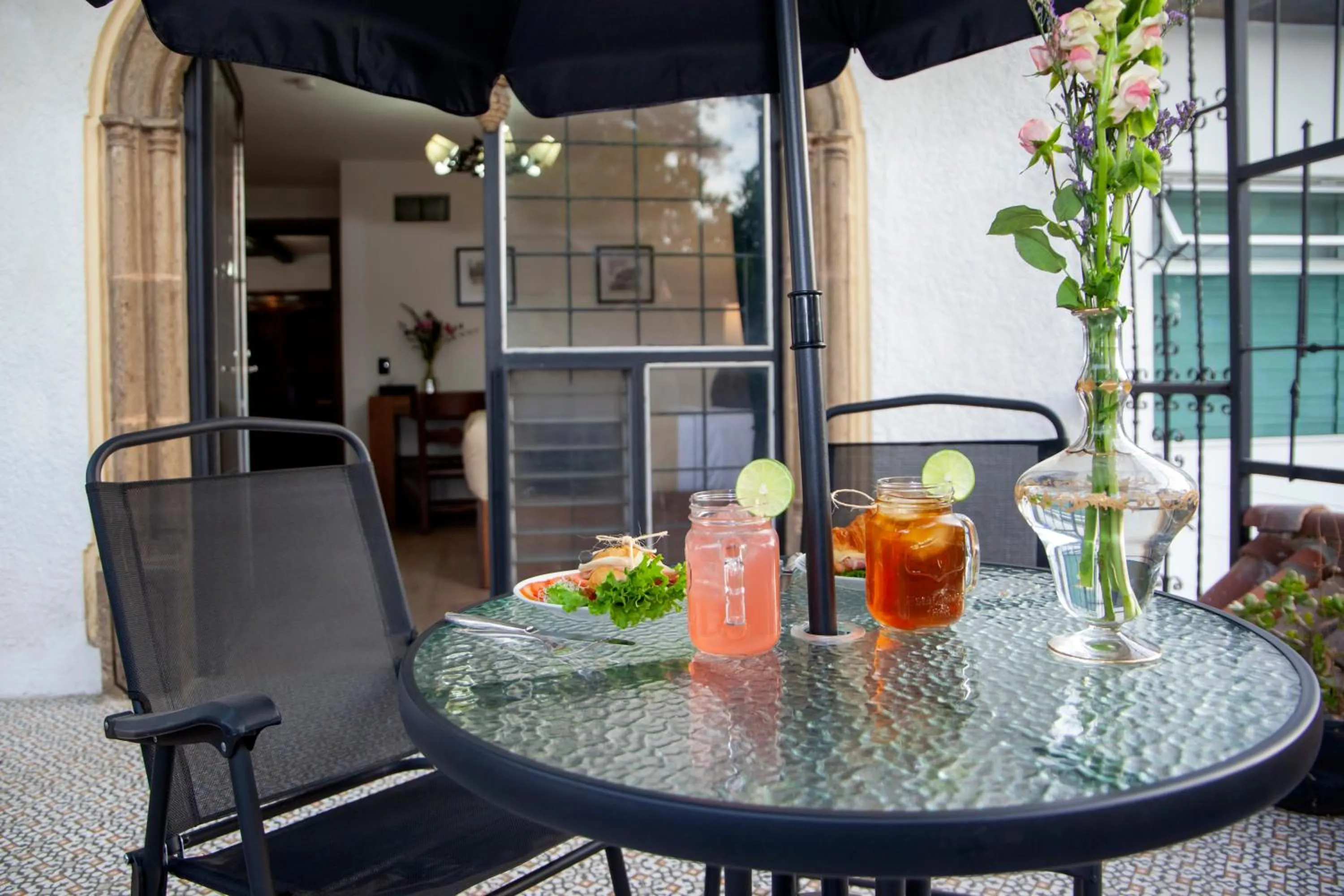 Property building in Hotel Boutique La Mansión Guadalajara