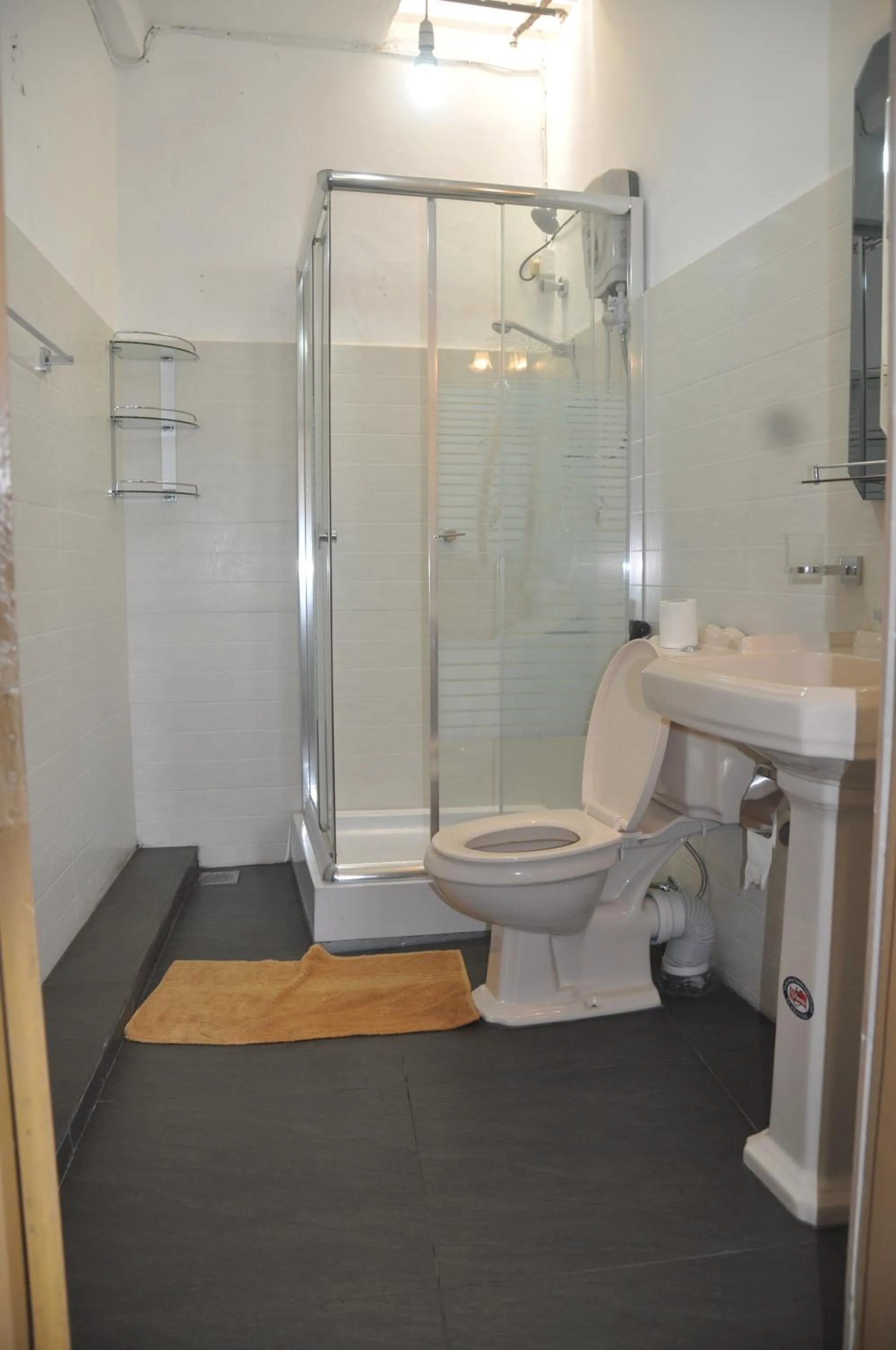 Bathroom in Rampart View Guesthouse