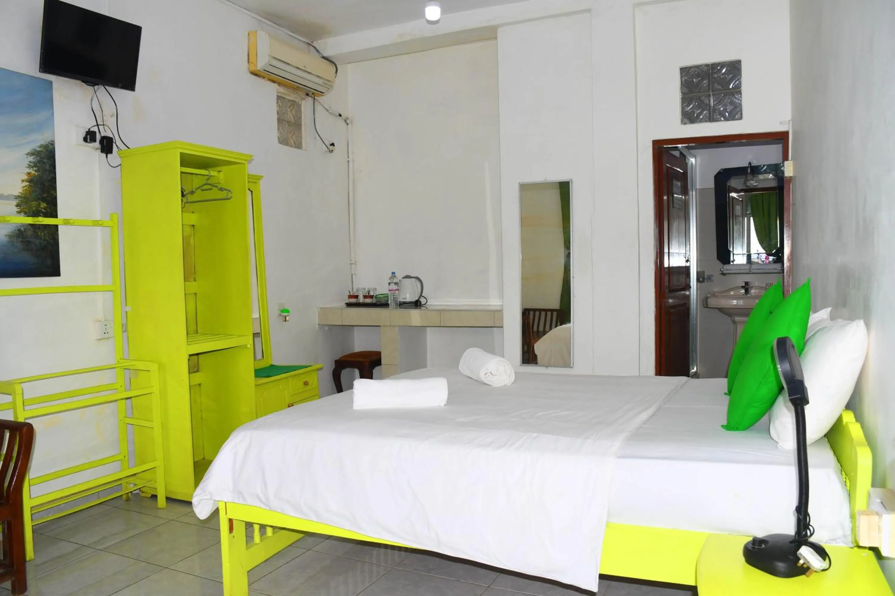 Bed in Rampart View Guesthouse