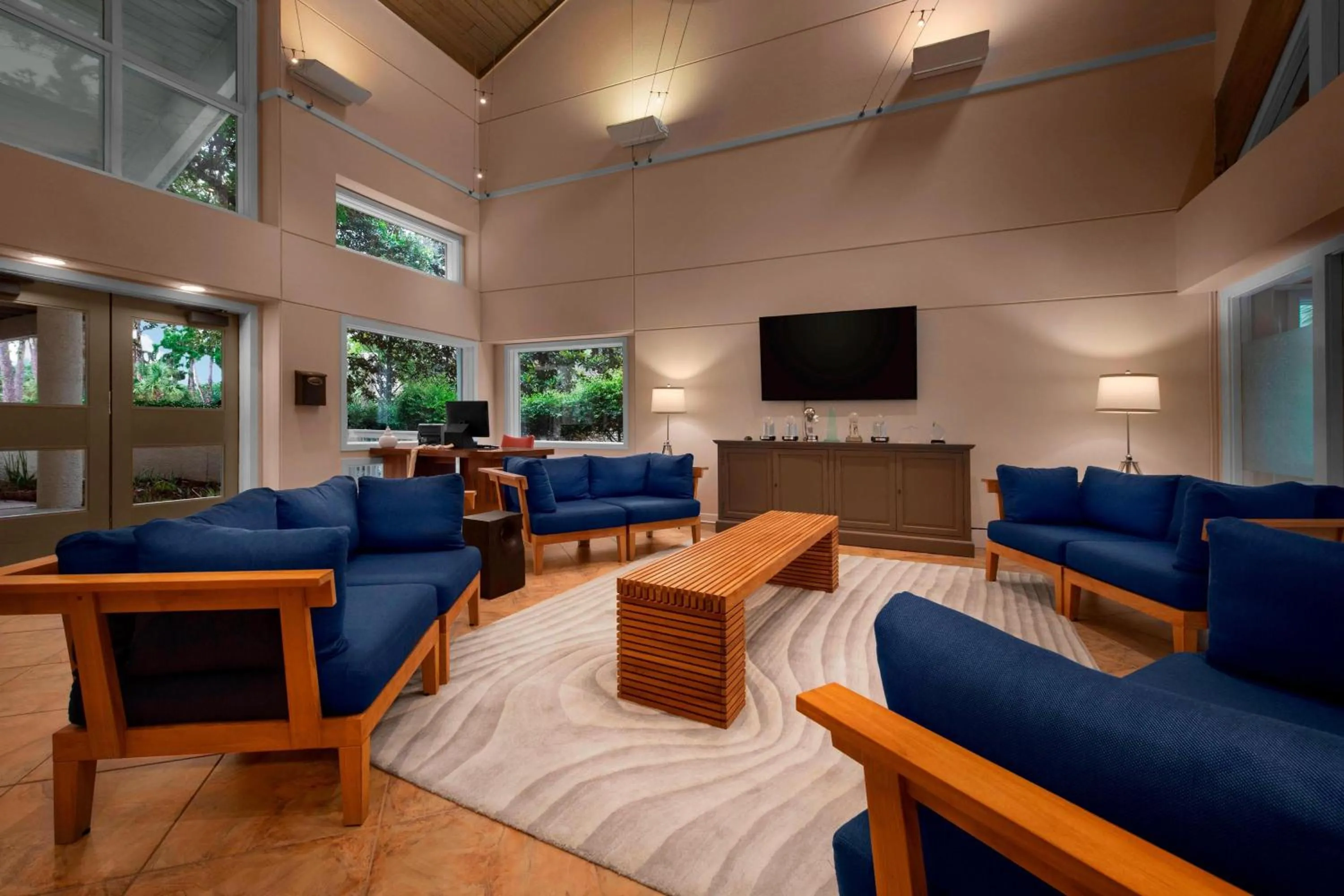 Lobby or reception in Marriott's Monarch at Sea Pines