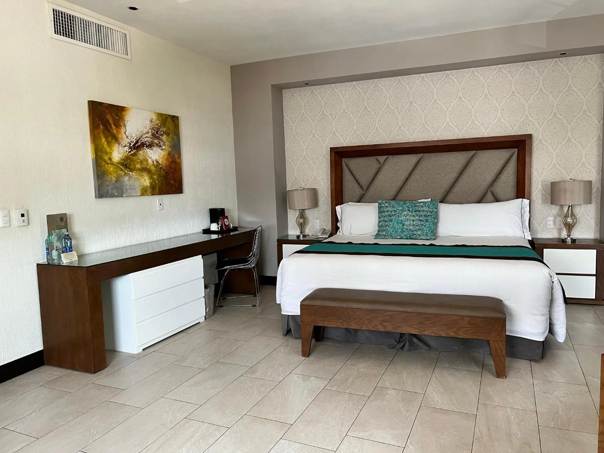 Bed in Áurea Hotel and Suites