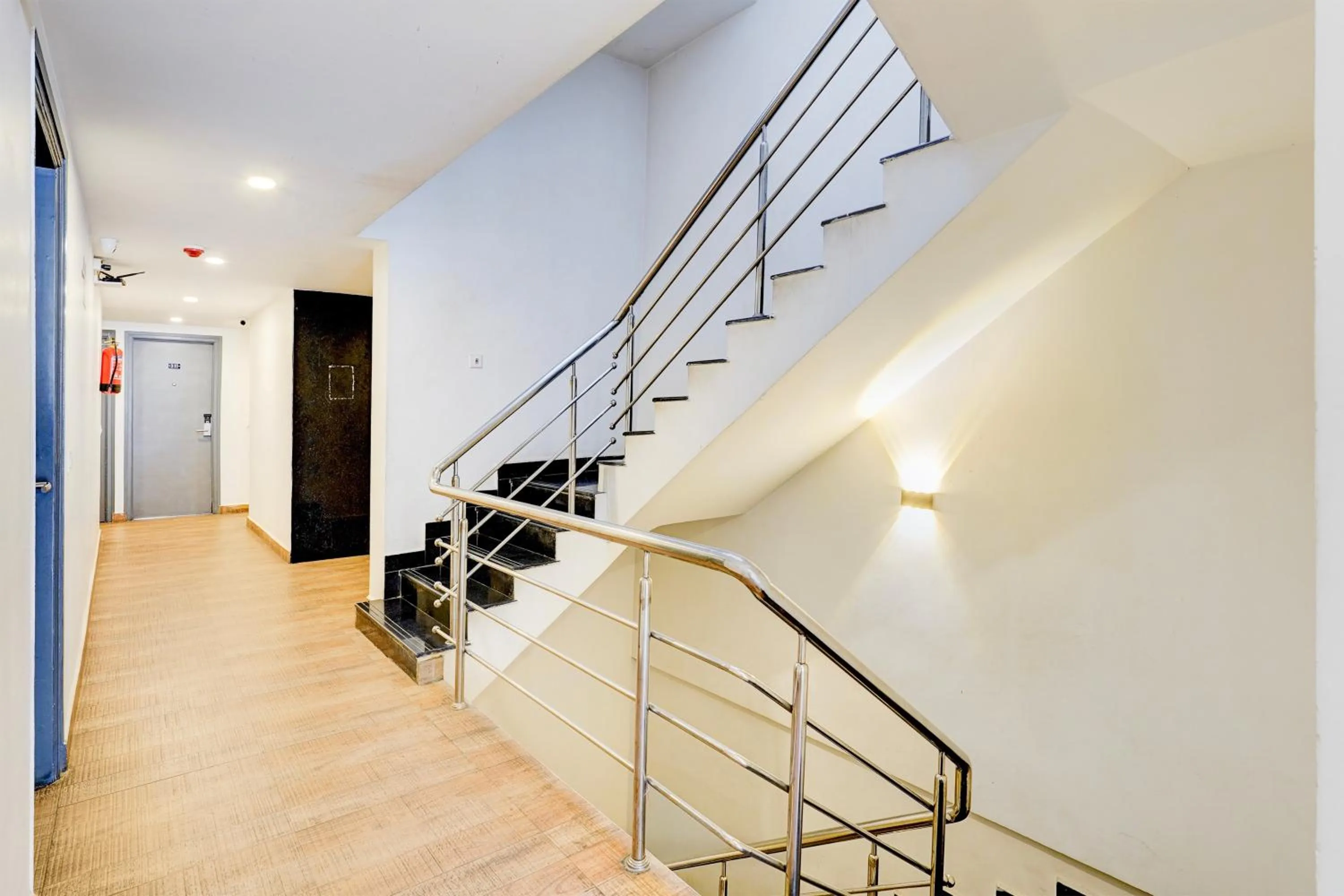 Lobby or reception in Super Townhouse Tirupati