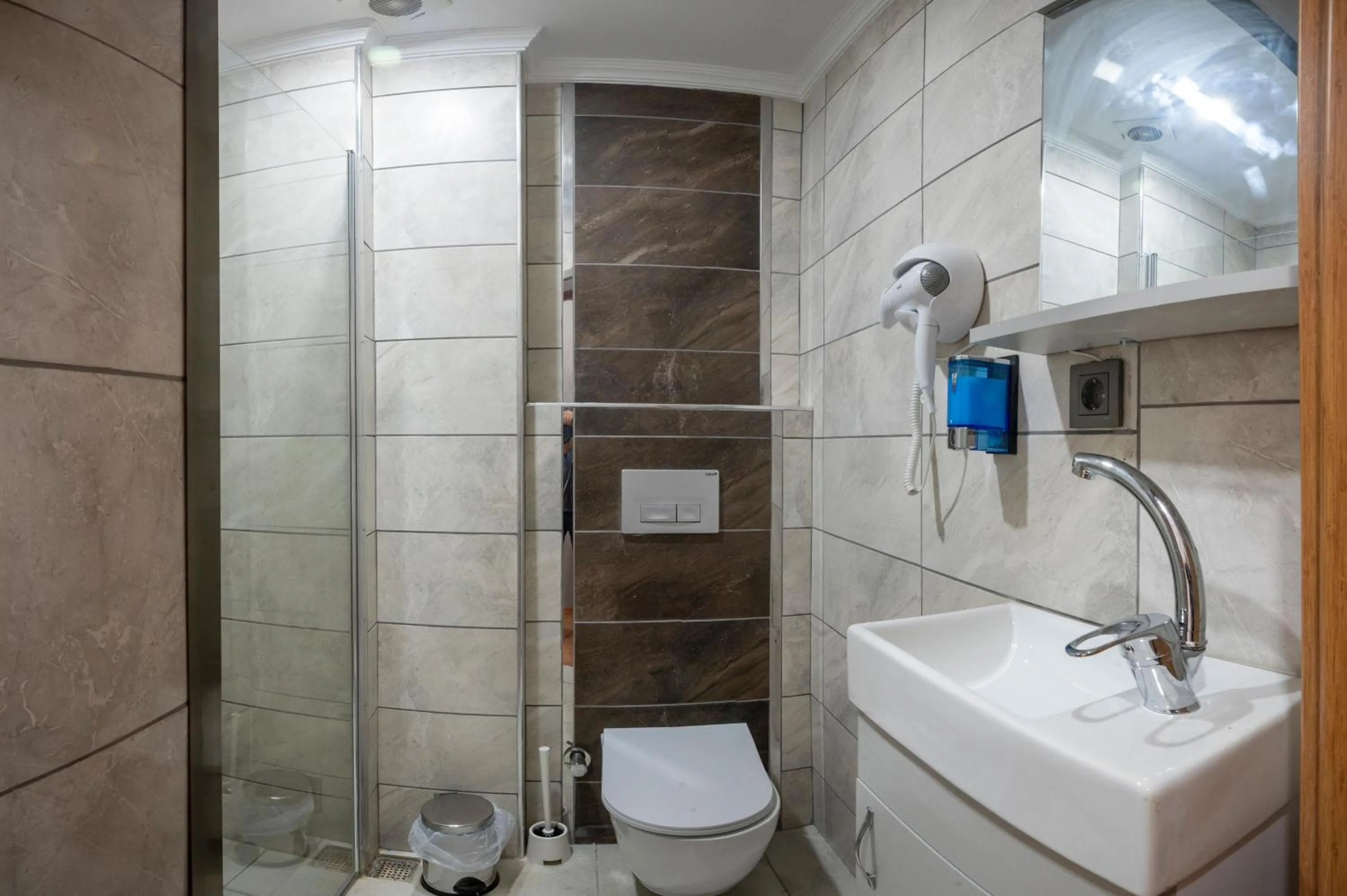 Bathroom in Taxim Sunpera Suites