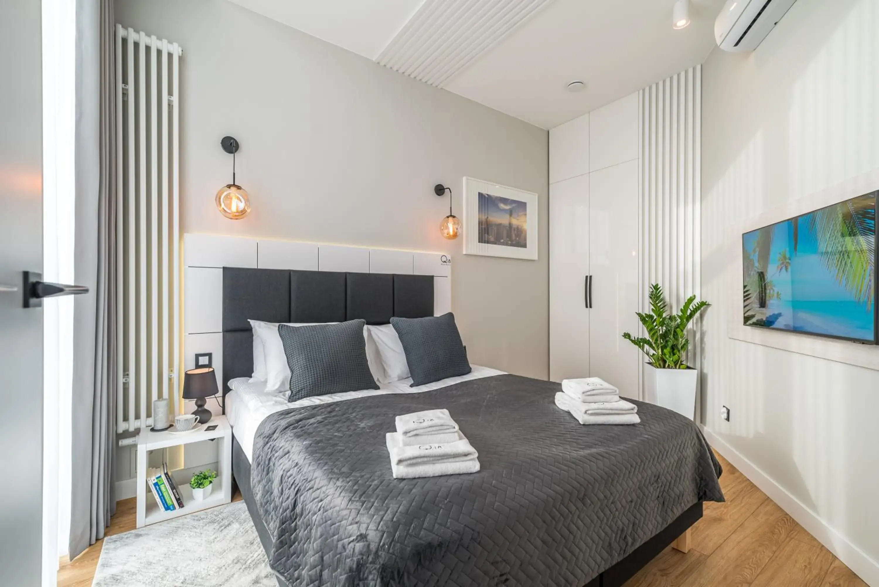 Deluxe Studio in Q18 ApartHotel Deluxe Studio in Q18 ApartHotel