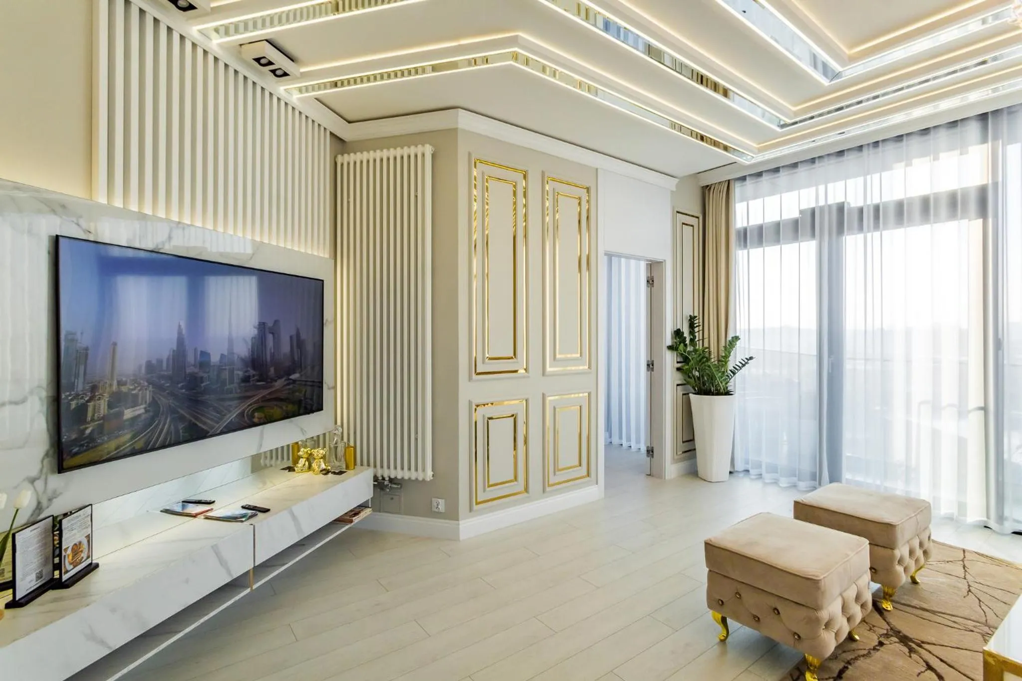 TV and multimedia in Q18 ApartHotel