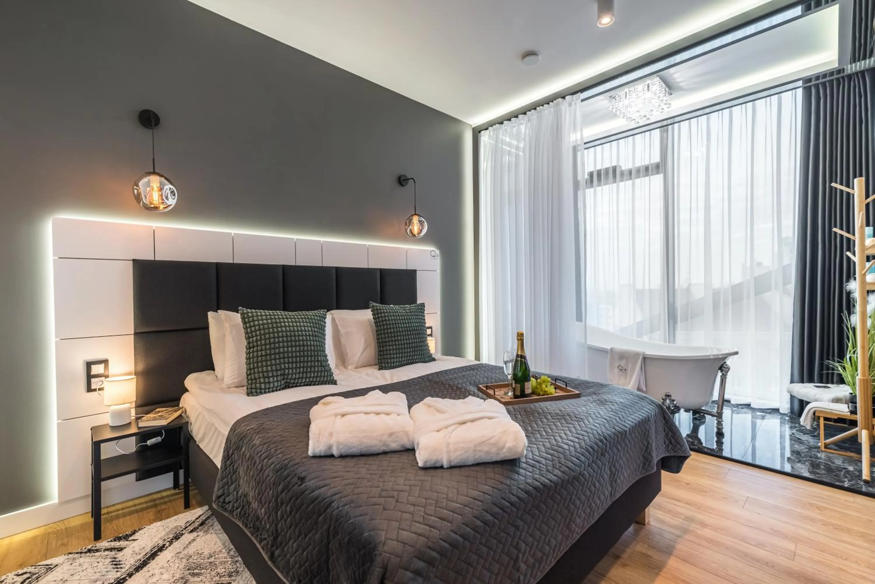 Bed in Q18 ApartHotel