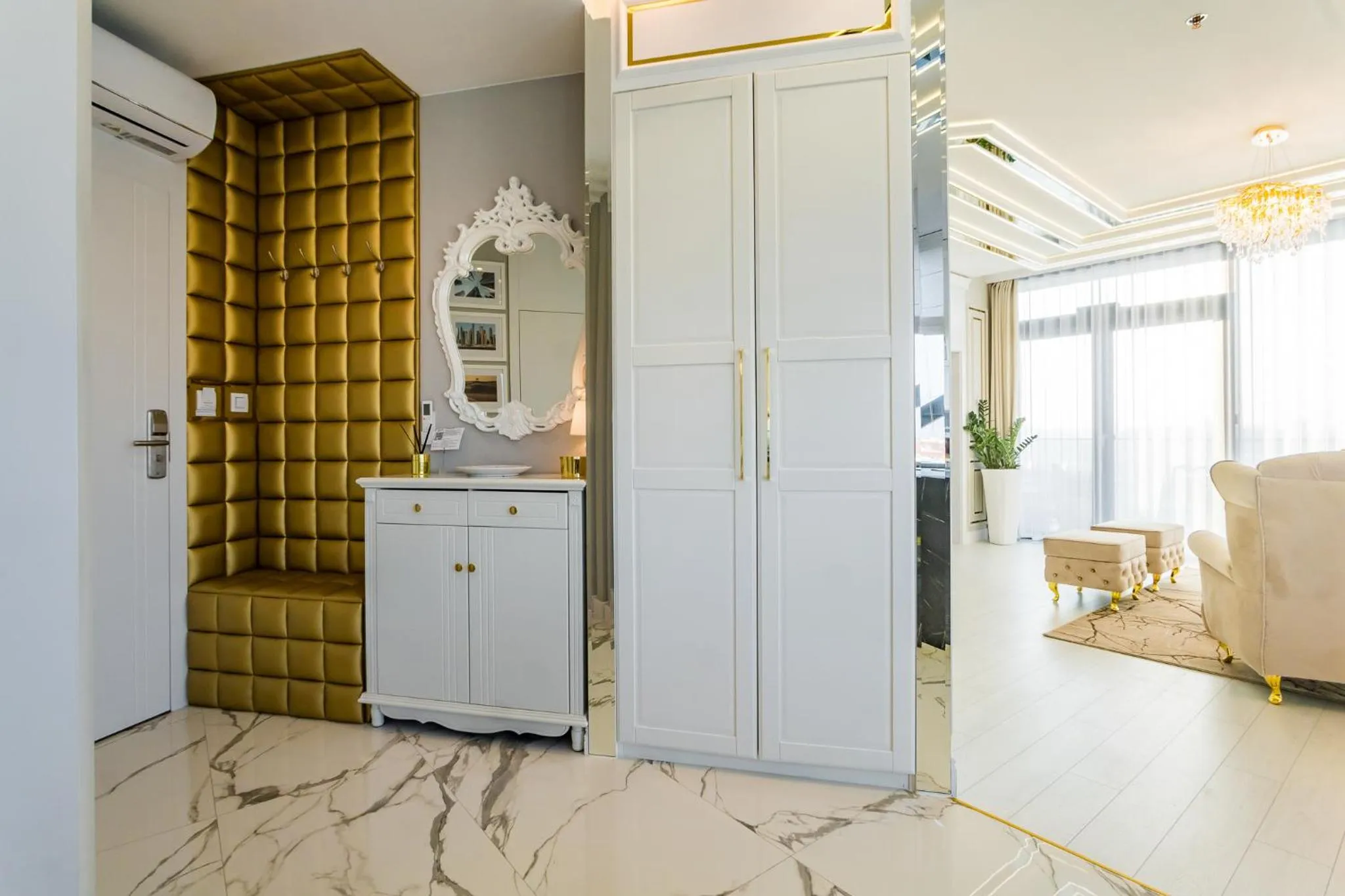 Kitchen or kitchenette in Q18 ApartHotel