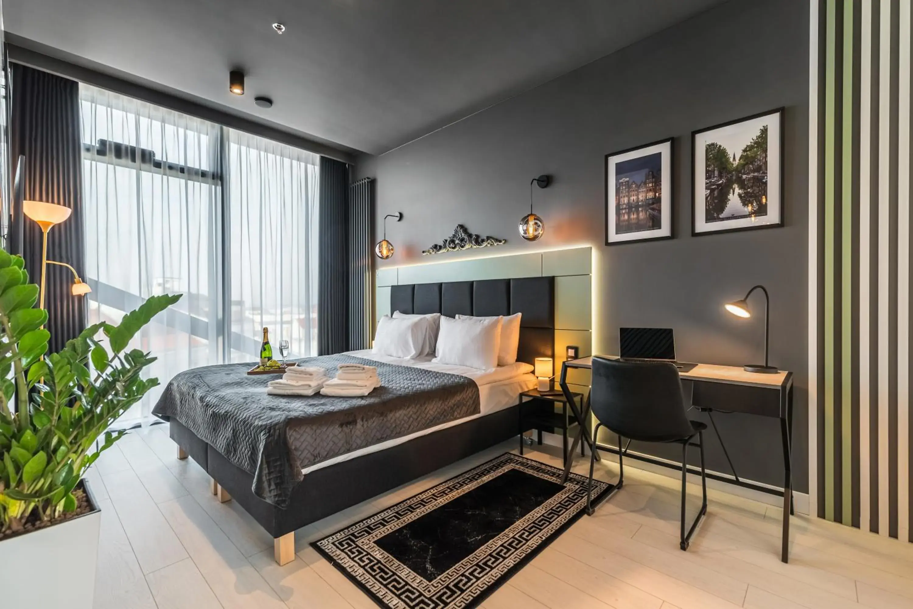 Suite in Q18 ApartHotel Suite in Q18 ApartHotel