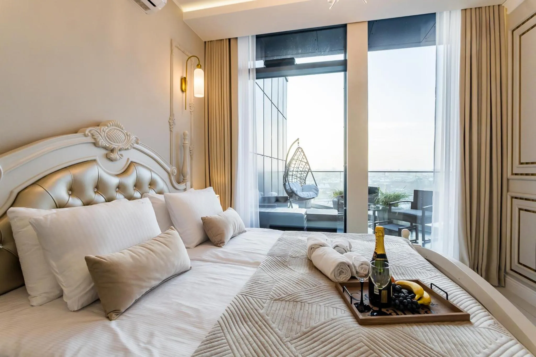 Bed in Q18 ApartHotel