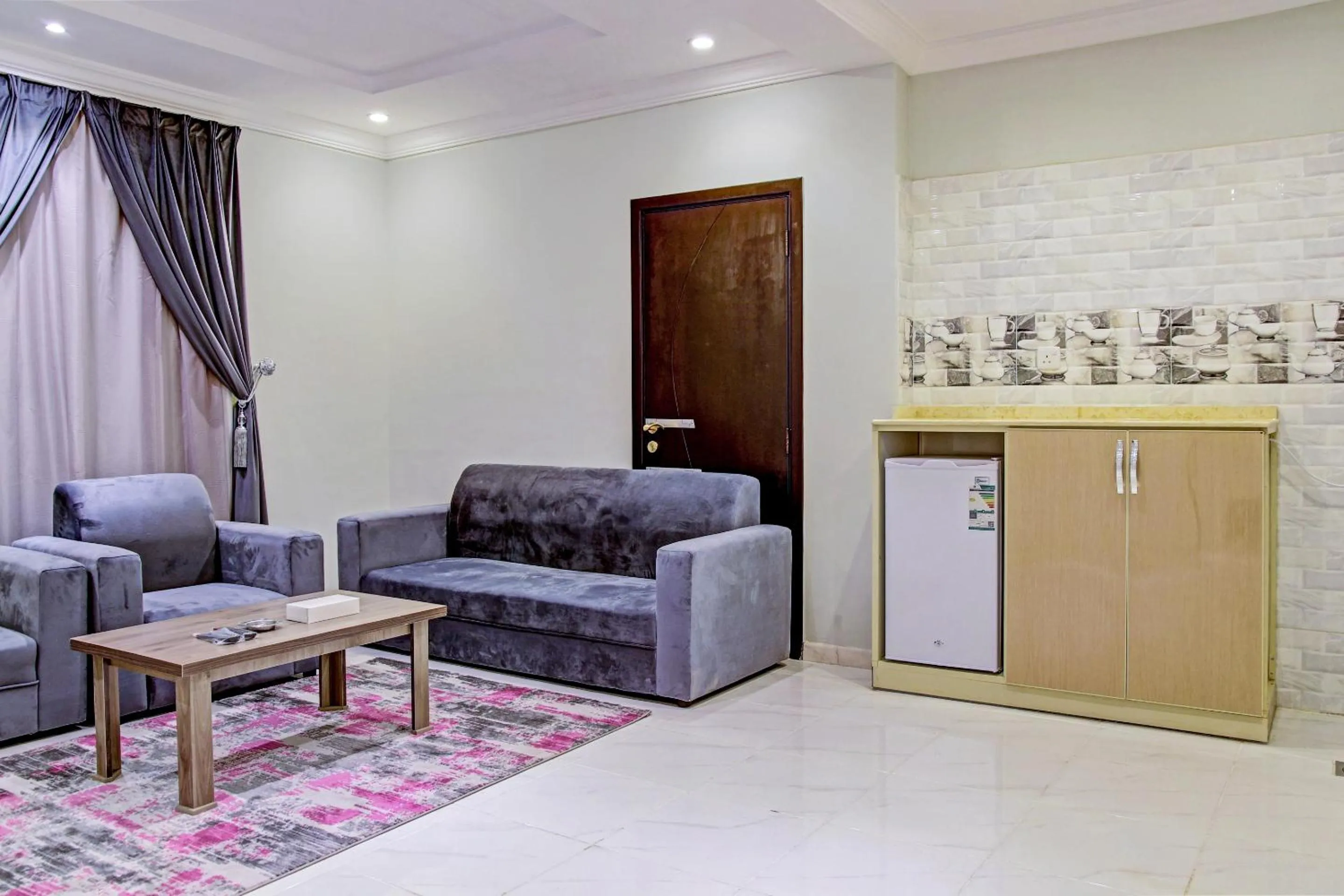 Seating area in Al Tamayoz Al Raqi - Bani Malik