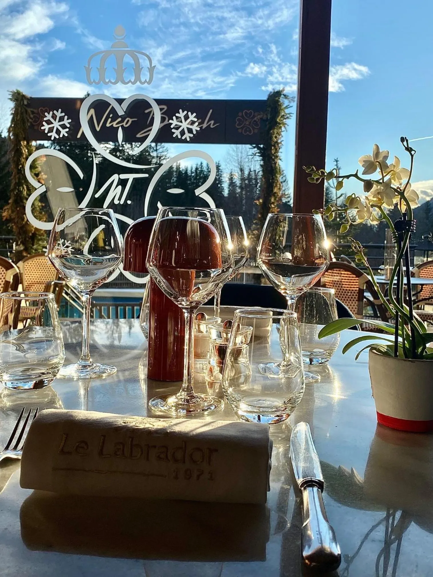 Day in Hôtel Le Labrador 1971