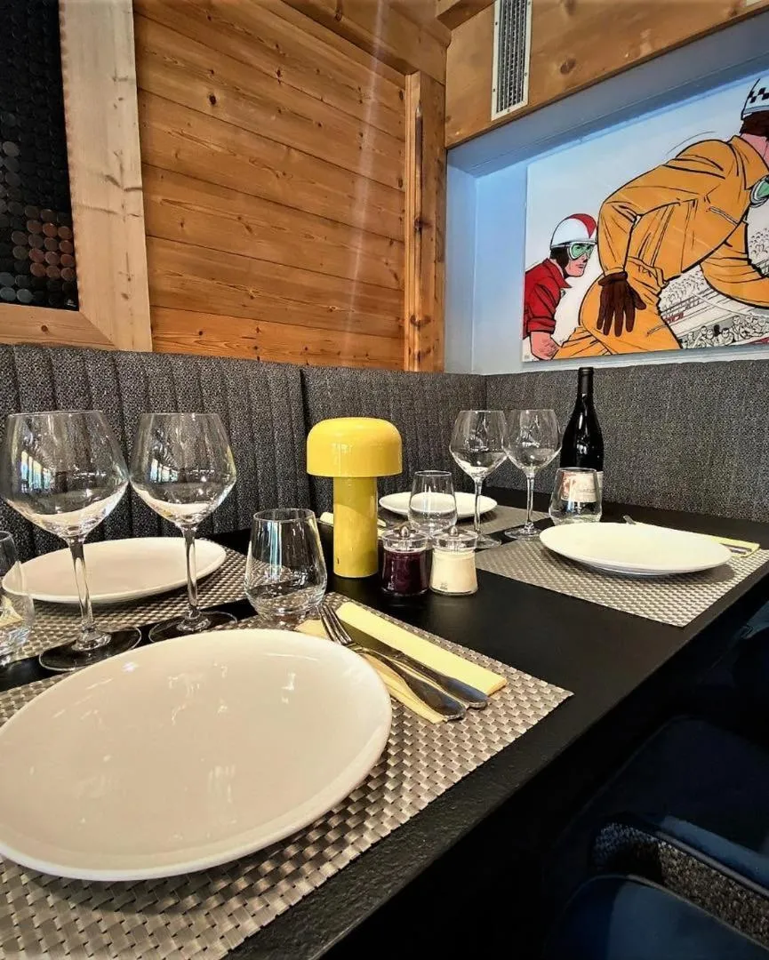 Dining area in Hôtel Le Labrador 1971