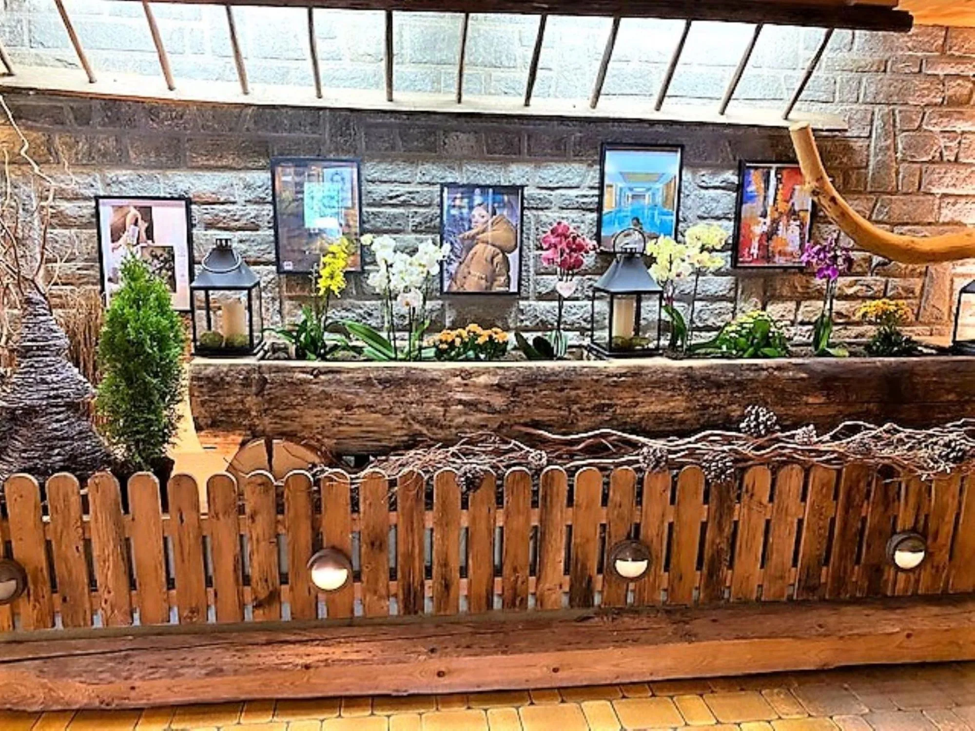 Facade/entrance in Hôtel Le Labrador 1971