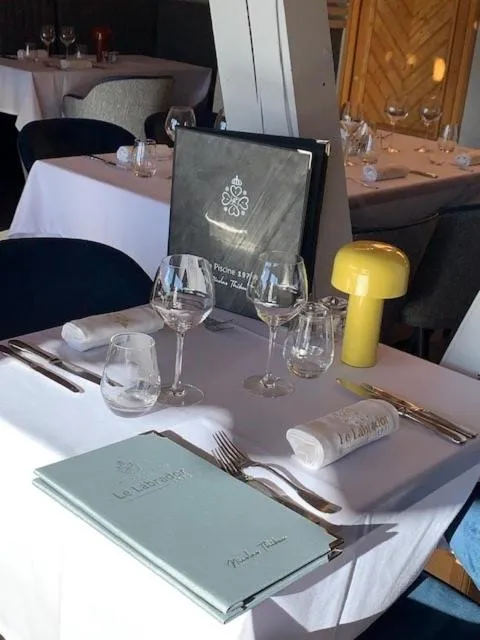 Banquet/Function facilities in Hôtel Le Labrador 1971