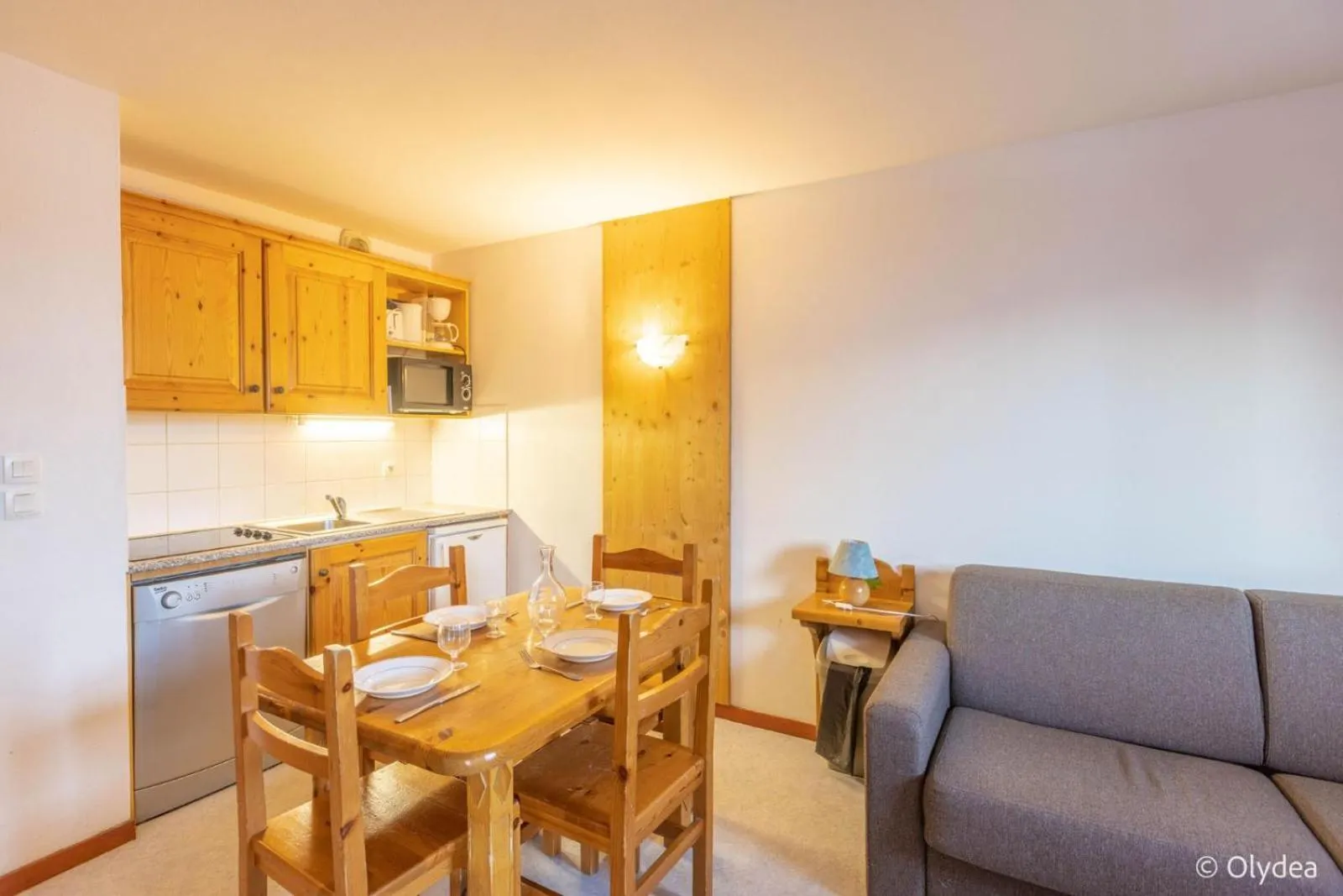 Dining area in Olydea Fontaine du Roi