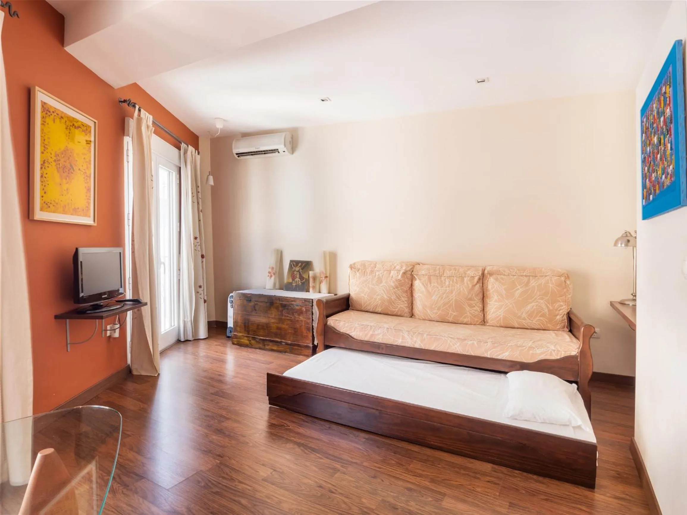 Living room in San Felipe Sevilla Urban Apartment