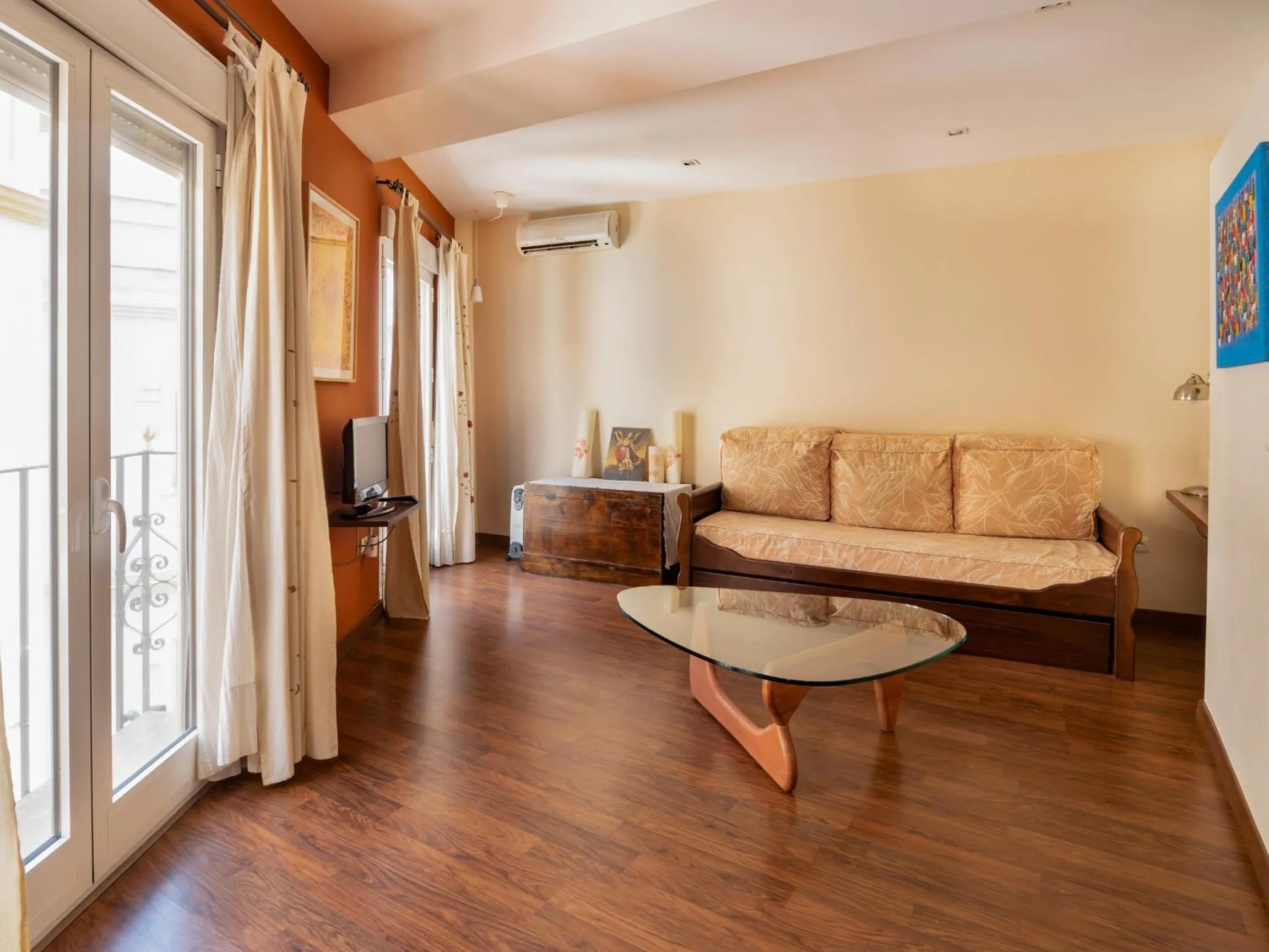 Living room in San Felipe Sevilla Urban Apartment