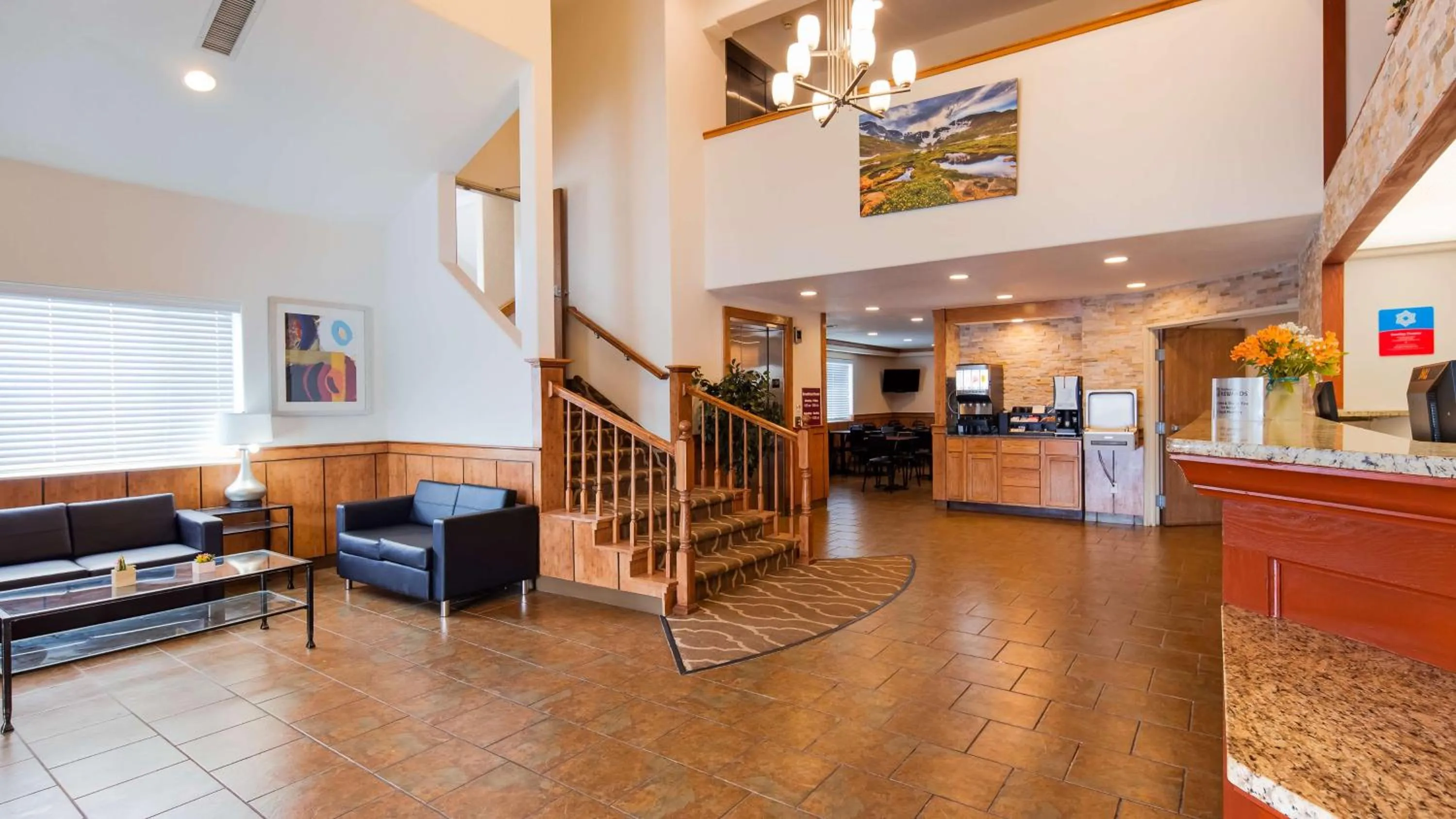 Lobby or reception in Denver North Hotel