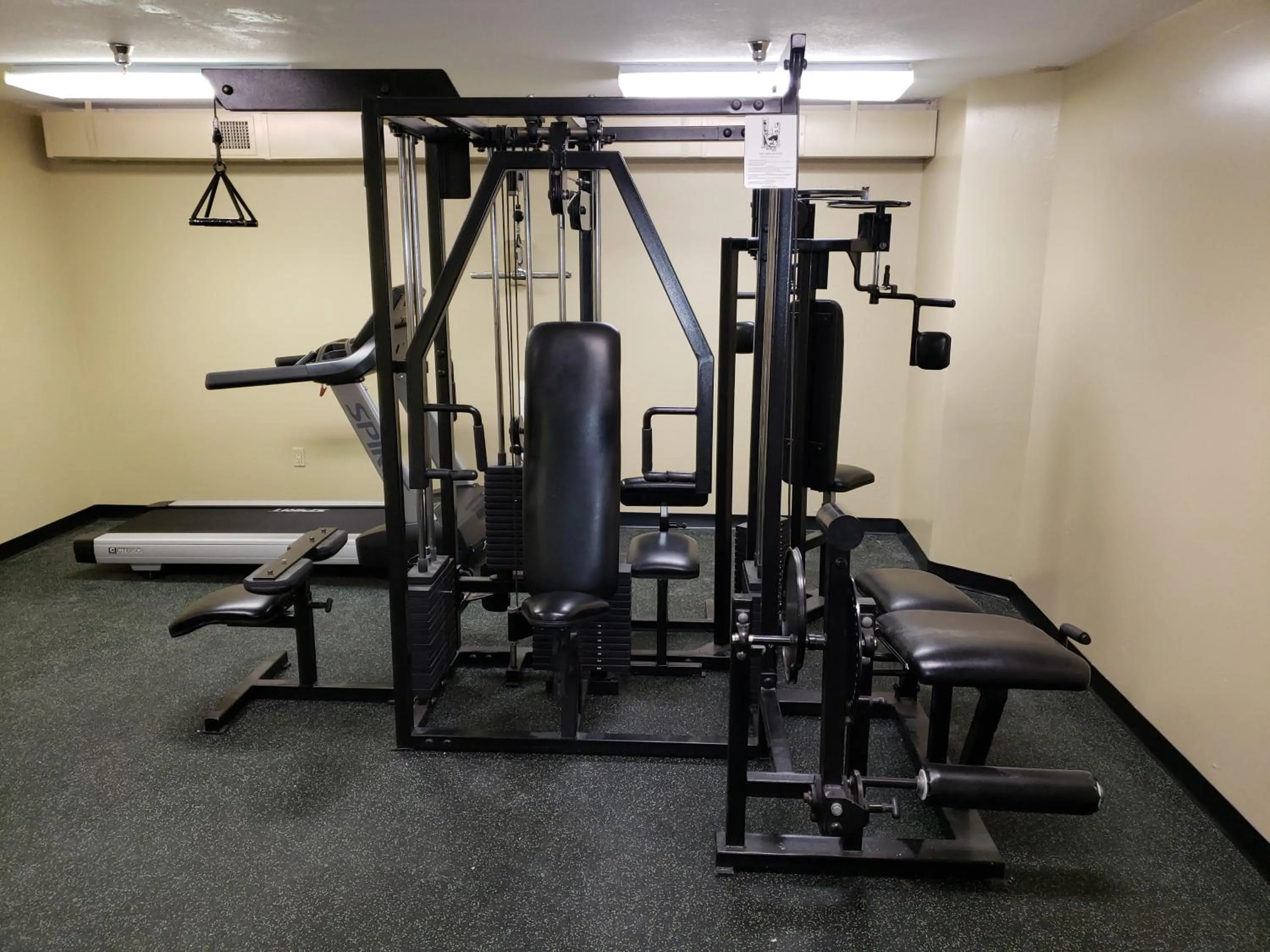 Fitness centre/facilities in Denver North Hotel