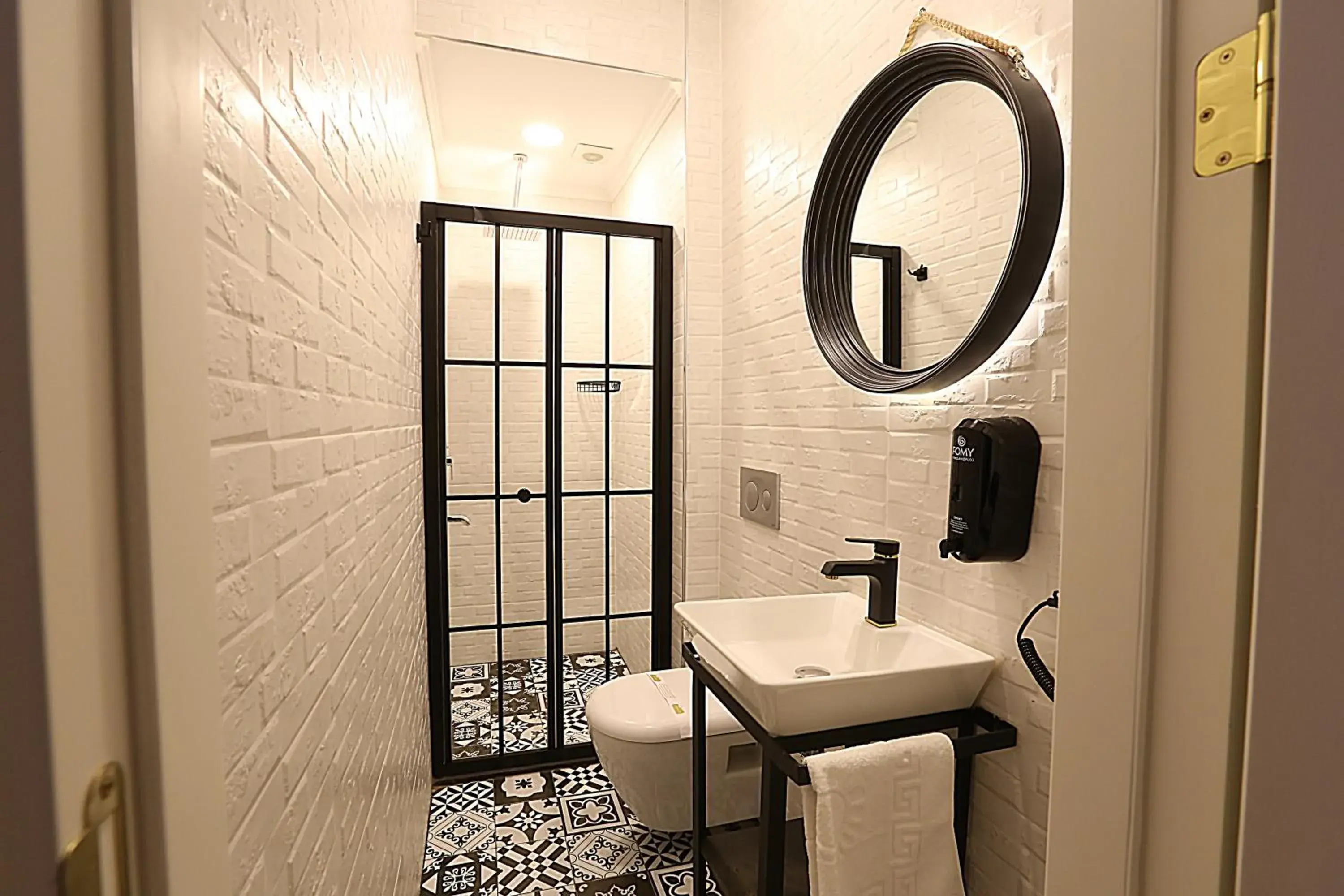 Standard Double Room in Taksim Istiklal Street Kamilbey Hotel Standard Double Room in Taksim Istiklal Street Kamilbey Hotel